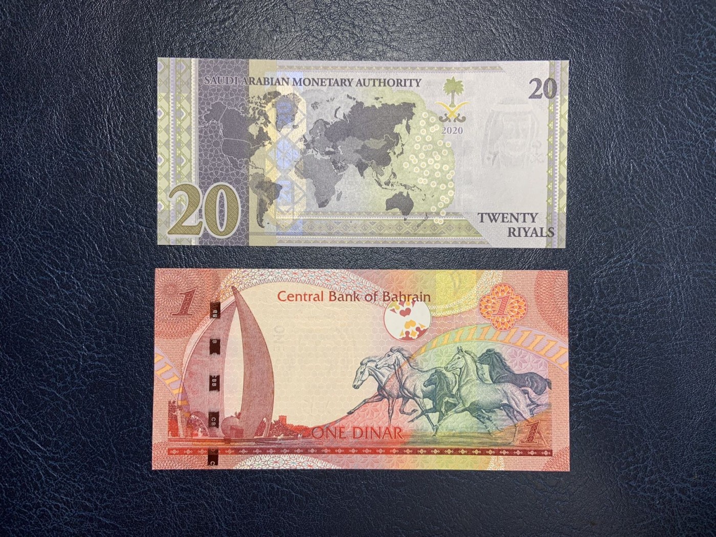 收藏联盟Quantum Auction 第276期拍卖  沙特2020年G20峰会20里亚尔首发冠纪念钞和巴林2016年1第纳尔 品相全新UNC 