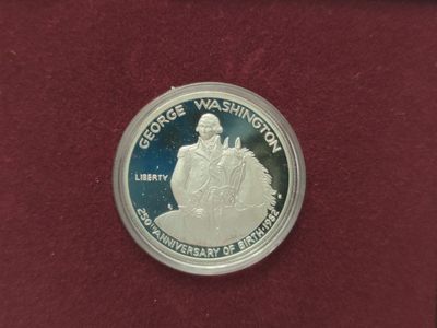 燕姐第52场拍卖 1982年美国华盛顿诞辰250周年纪念银币二枚（上场被鸽子）