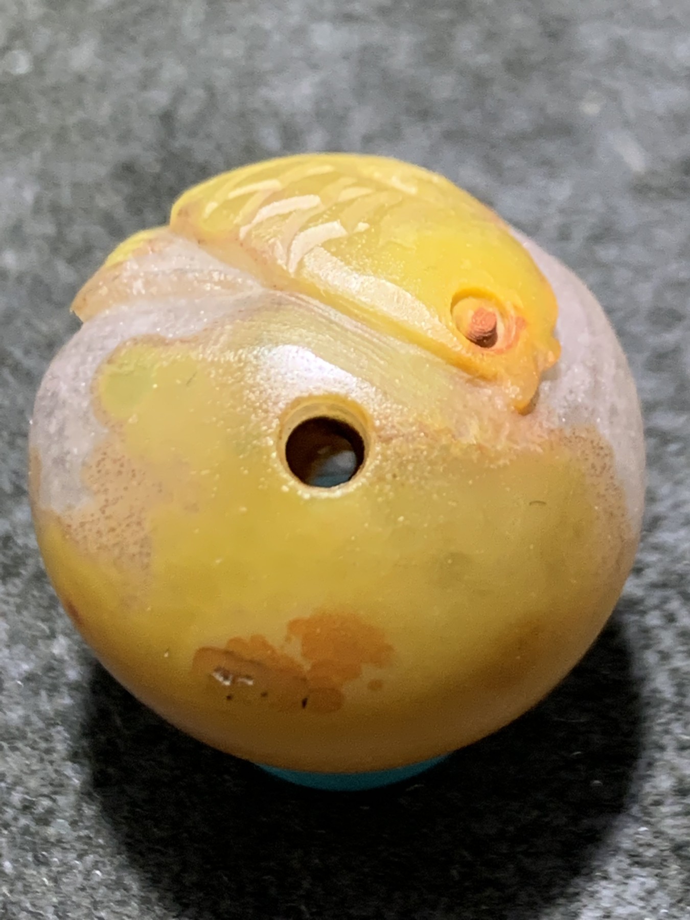 精美冰飘亚光战国红玛瑙手工巧雕富贵有鱼2.0圆珠一个，寓意，富贵有余，