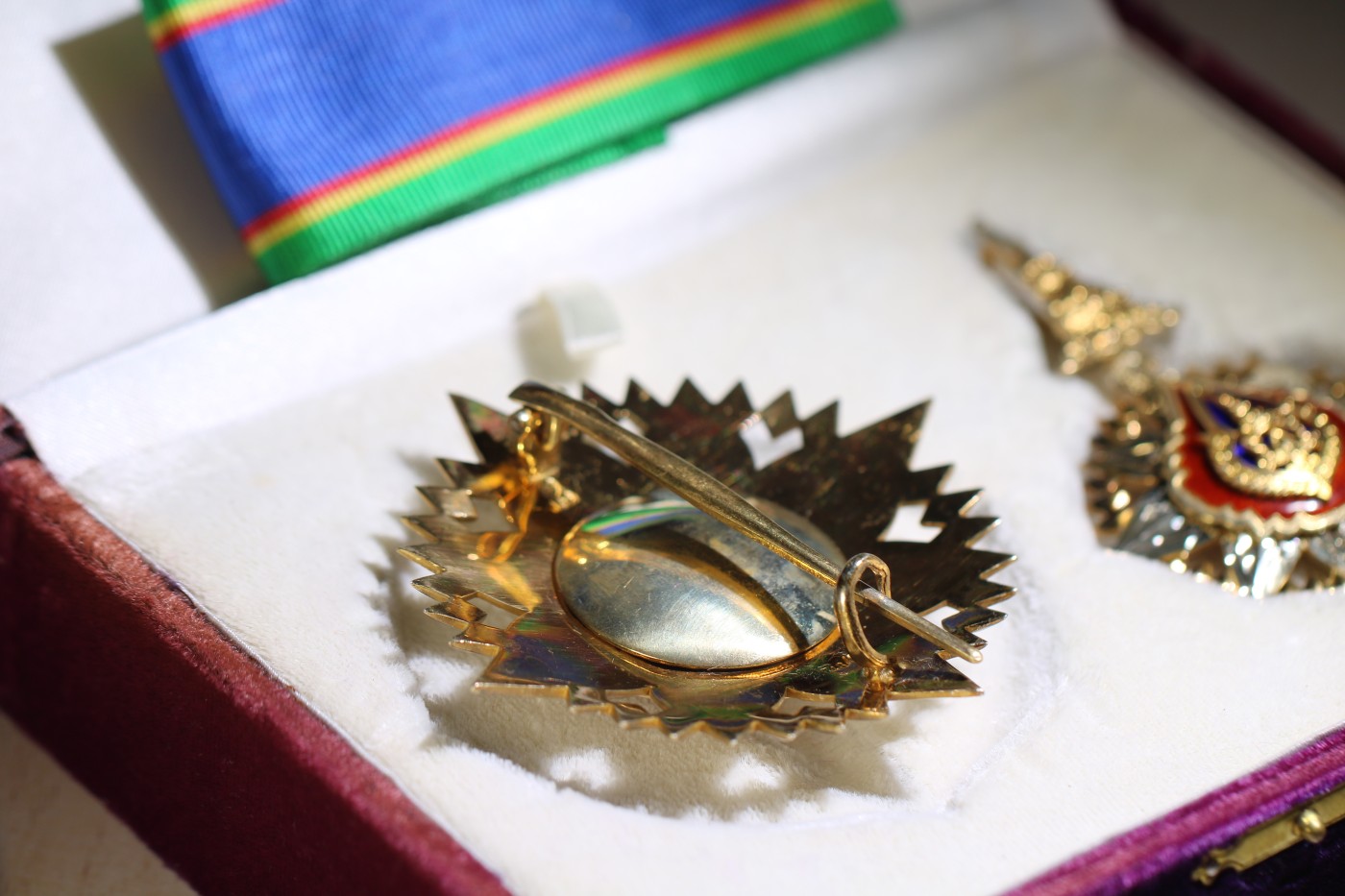 大猫徽章拍卖第229期 泰国大军官级皇冠勋章 