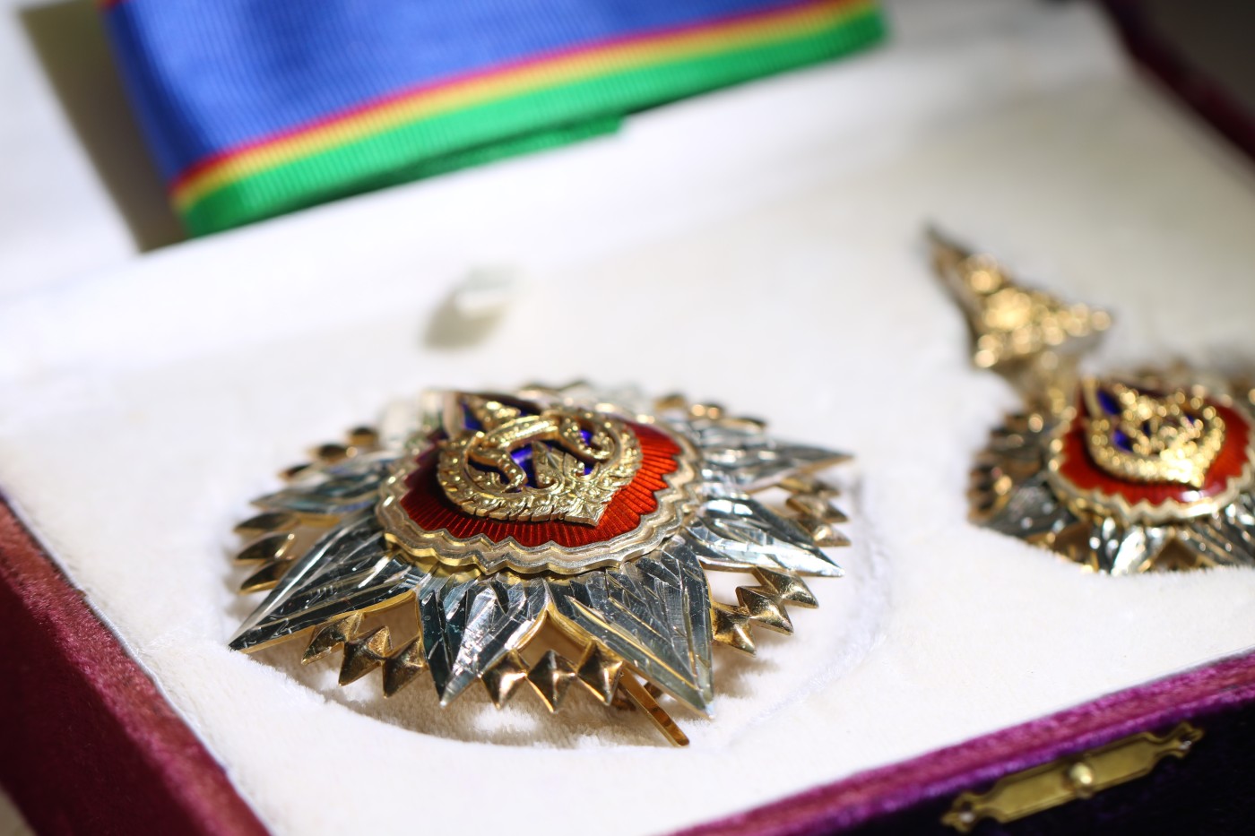 大猫徽章拍卖第229期 泰国大军官级皇冠勋章 