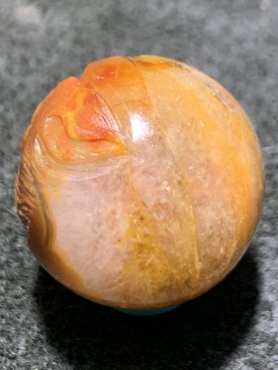 精美冰飘亚光战国红玛瑙手工俏色巧雕狐狸珠子一颗！ 精美冰飘亚光战国红玛瑙手工俏色巧雕狐狸珠子一颗！