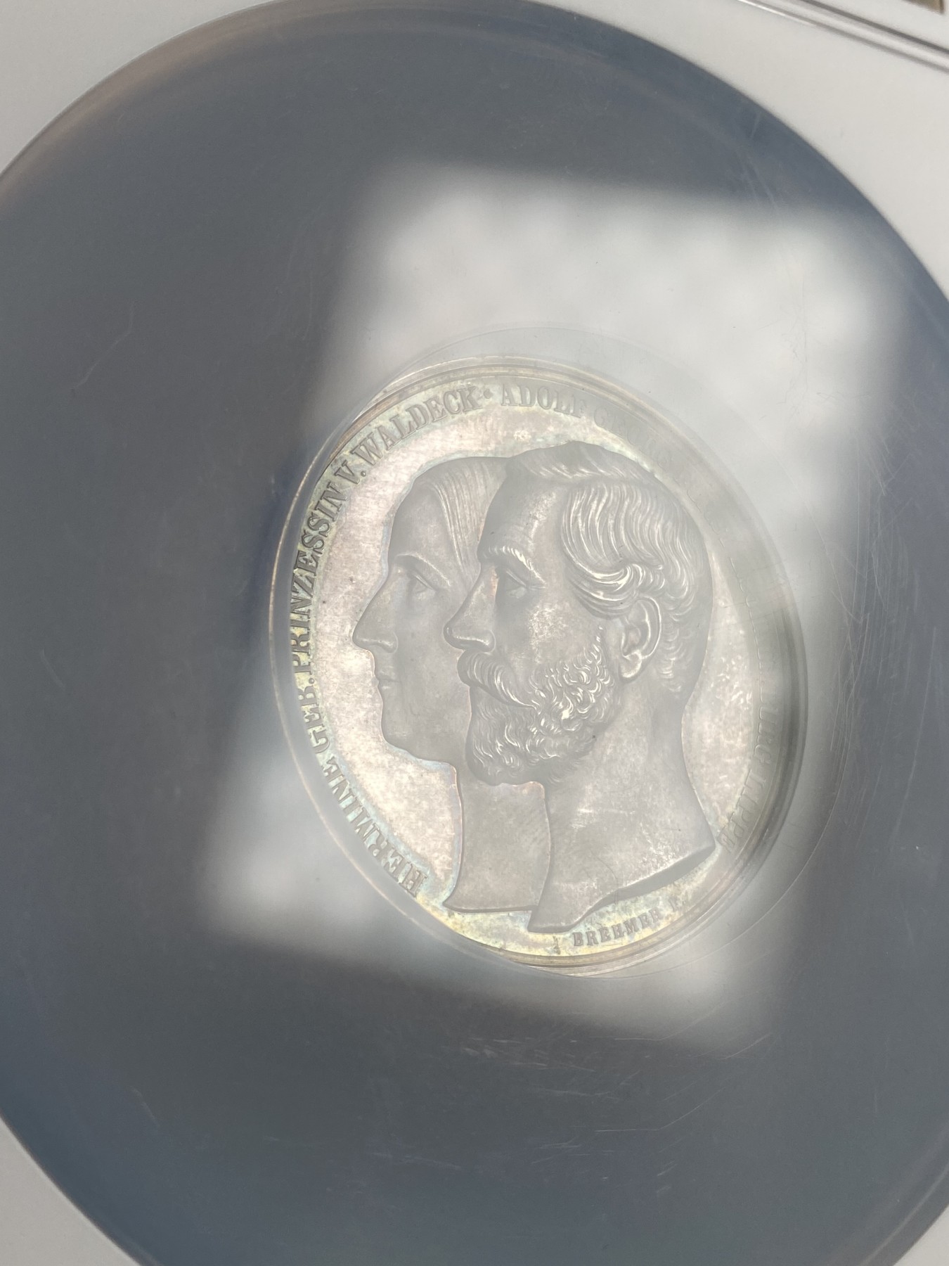 万国钱币拍卖第013期（视频直播专场） NGC MS63 1869年德国绍姆堡-利普亲王国阿道夫·乔治与赫敏·冯·沃德克银婚纪念大银章 小邦银章都非常难得 46MM 60G