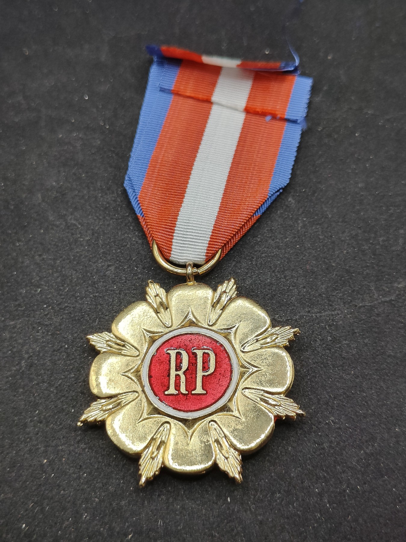 全场0元起拍 第77期 咸鱼国勋章拍卖专场 7月30日（周日）下午6：00开始 铜珐琅复刻人民波兰建设者勋章