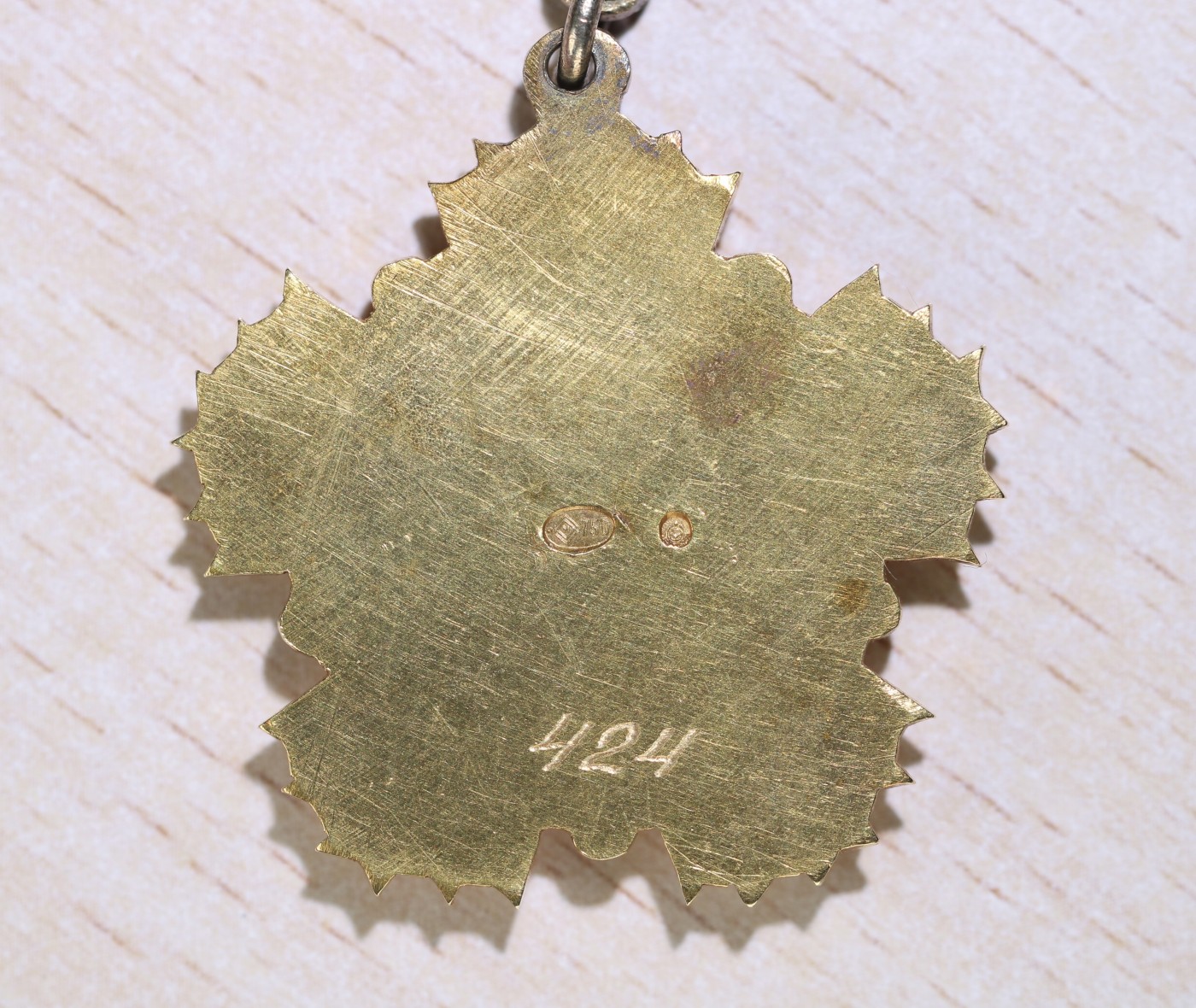 大猫徽章拍卖第229期  蒙古索云宝🇲🇳劳动英雄奖章 18K金质 好品