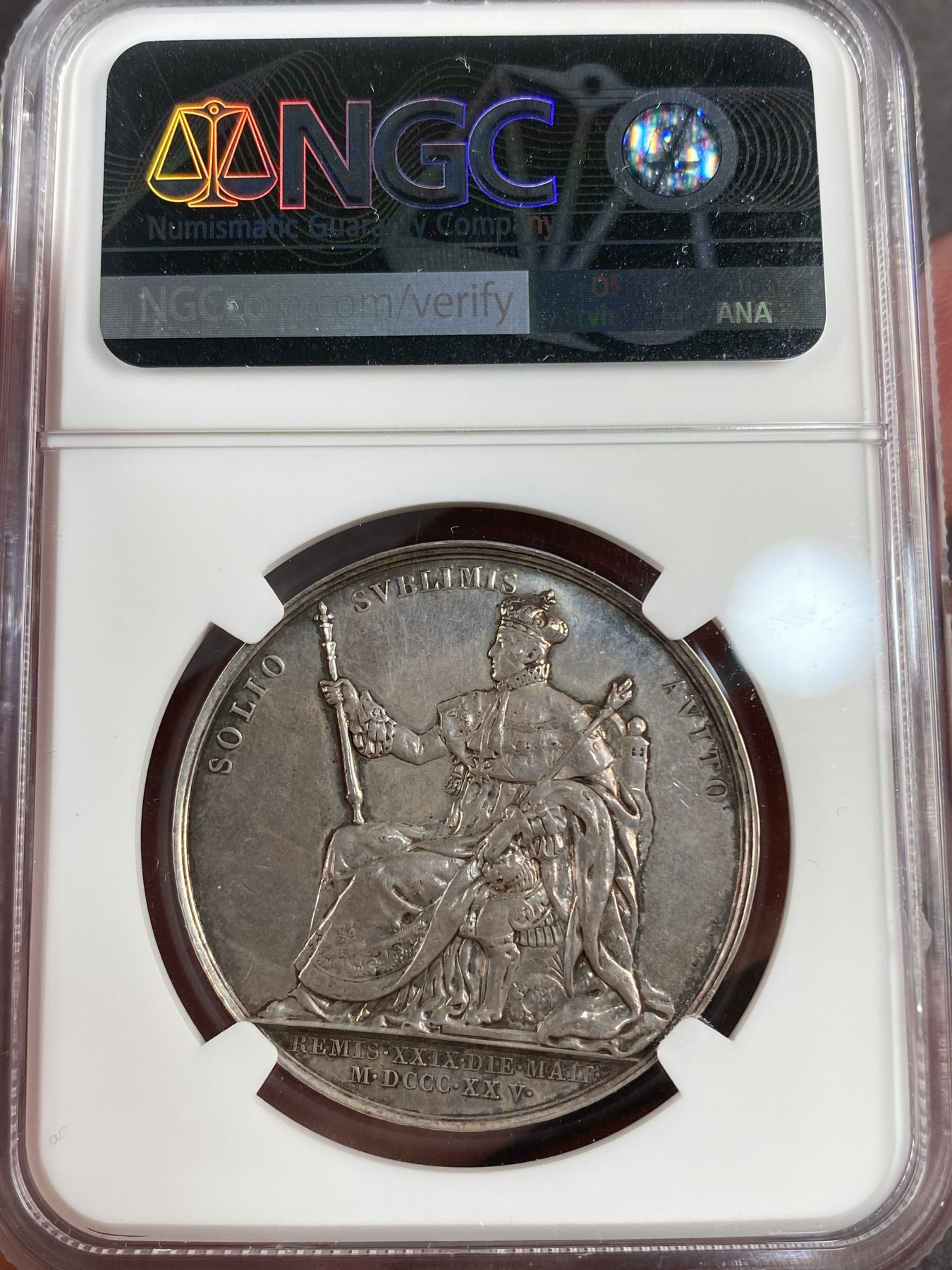 万国钱币拍卖第013期（视频直播专场） NGC AUD 1825年法国查理十世登基纪念银章 高浮雕 顶部有取环处理