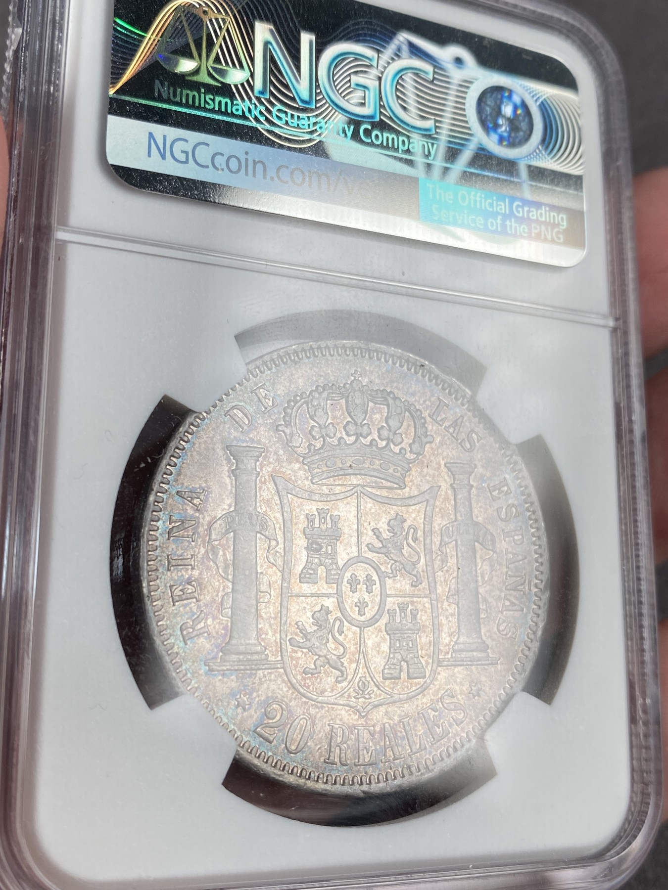 万国钱币拍卖第013期（视频直播专场） NGC AU53 1858年西班牙伊莎贝拉20里拉双柱银币，原味五彩。