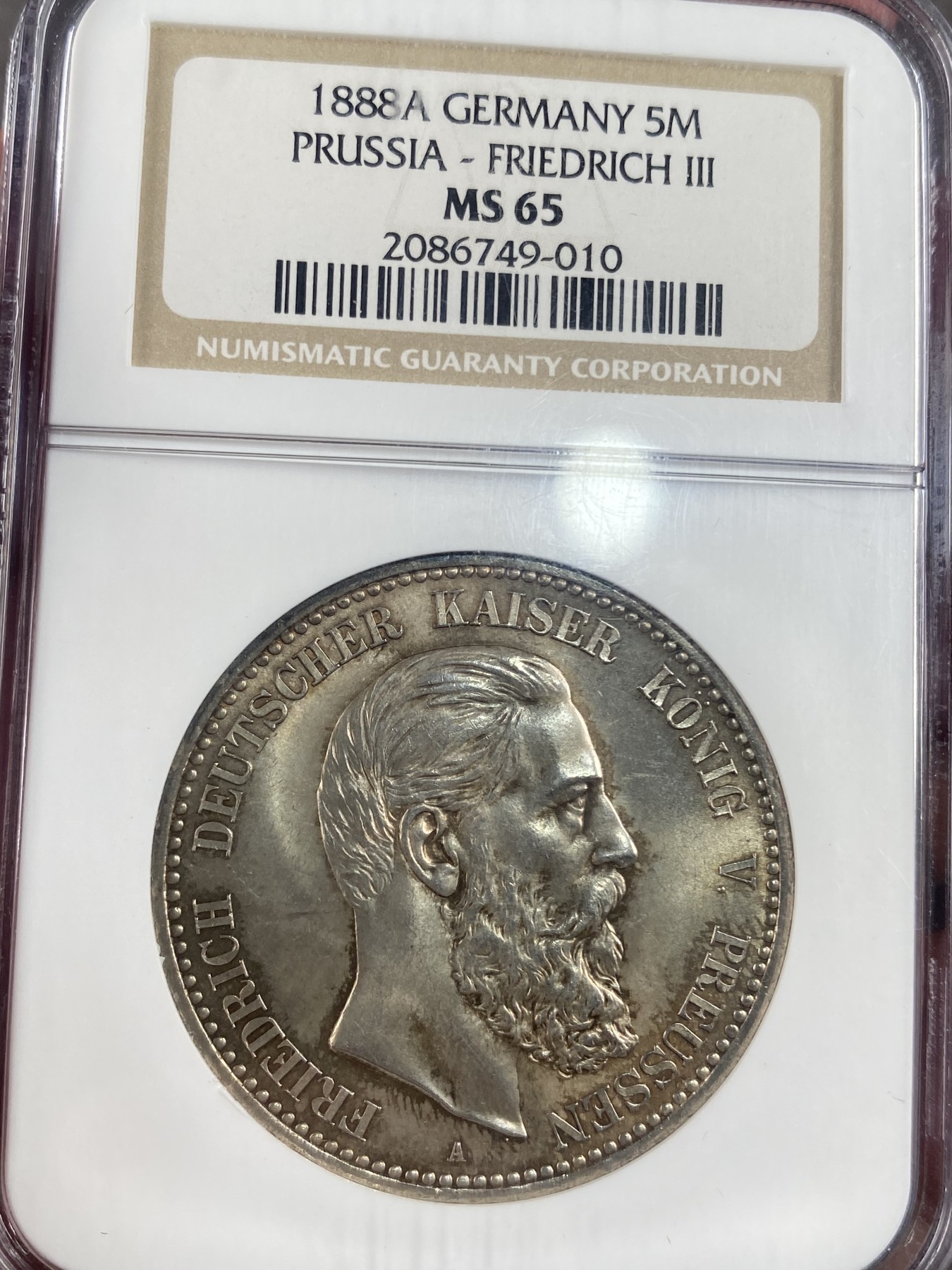 万国钱币拍卖第013期（视频直播专场） NGC MS65 1888年德国普鲁士经典三皇5马克 顶级老盒转光