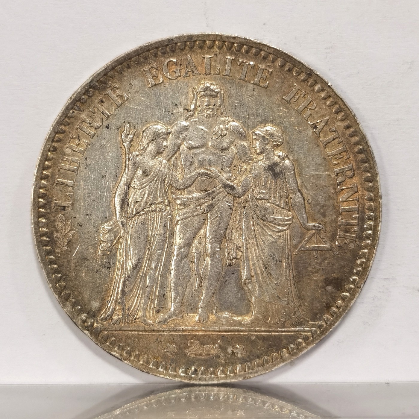 博洋堂世界钱币拍卖第036期（全场包邮） 法国1876年大力神5法郎，UNC极美五彩包浆，边缘橙红蓝青色环彩，自藏裸币一步到位