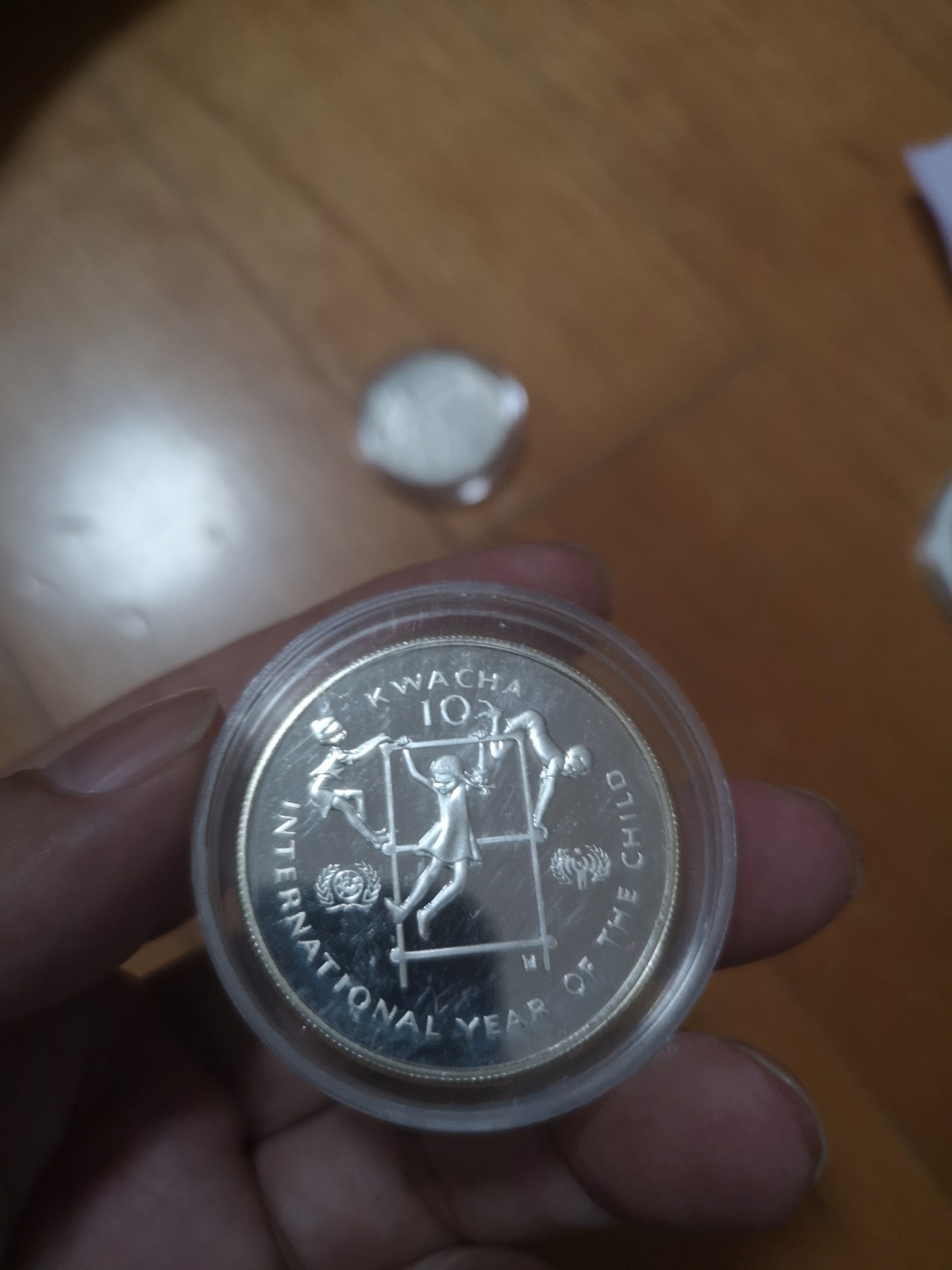 长老汇第24场老银币拍卖 1980赞比亚儿童年10K精制银币