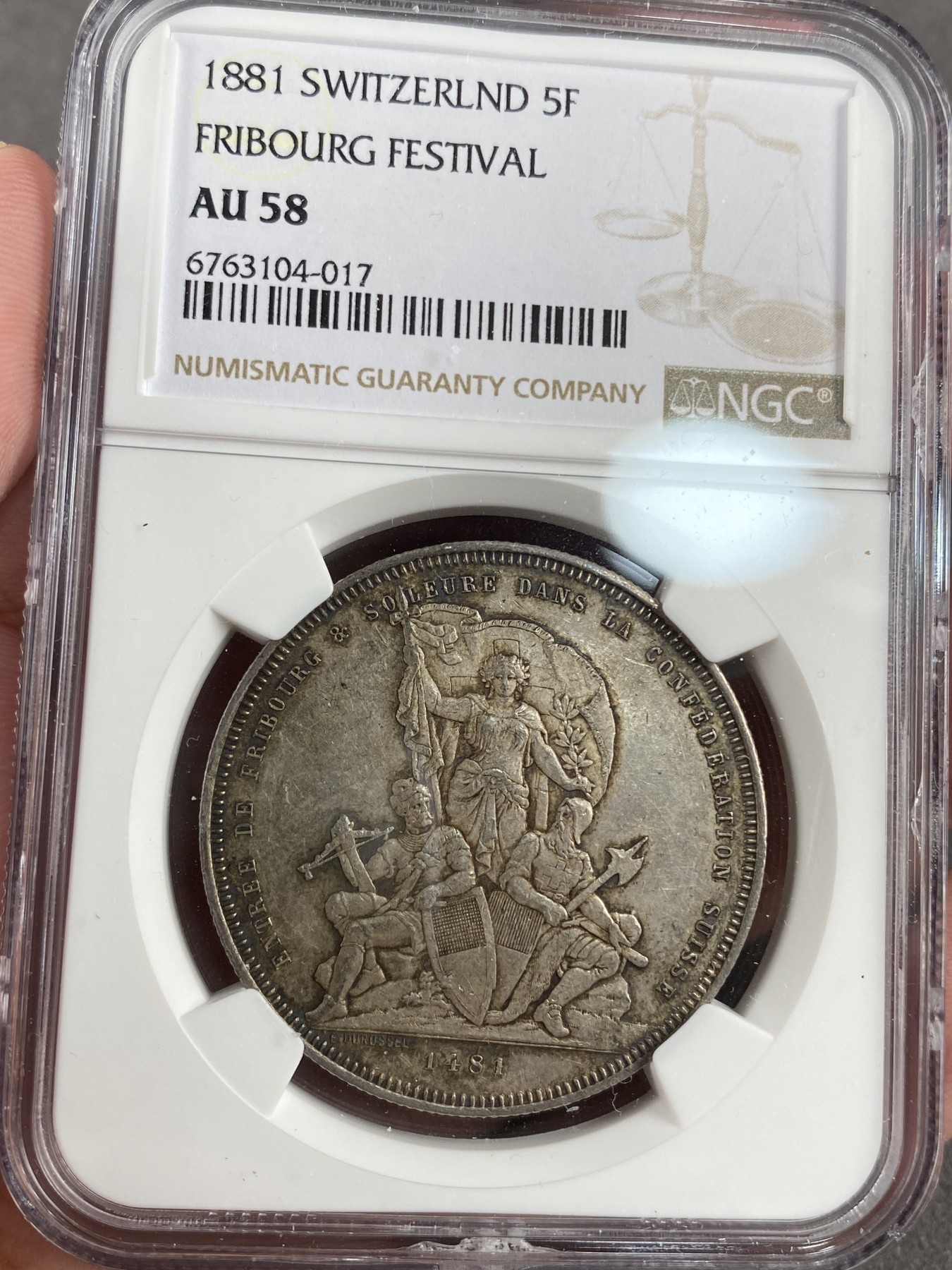 万国钱币拍卖第013期（视频直播专场） NGC AU58 1881年瑞士弗里堡经典城市景观5法郎 欧洲原味包浆