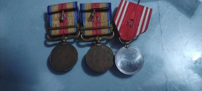 绿色低棉勋章制服平台拍卖第一期 - 日本勋章三枚合拍