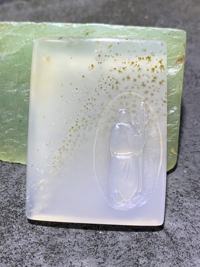 精美高玉化马达加斯加海洋玉髓手工俏色巧雕一心向佛牌子一个 - 精美高玉化马达加斯加海洋玉髓手工俏色巧雕一心向佛牌子一个