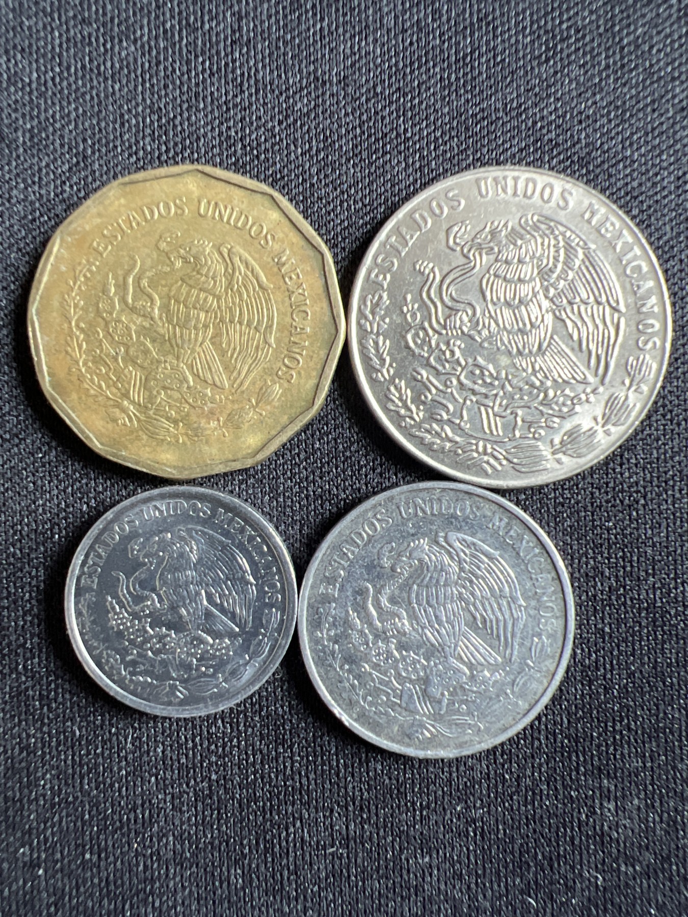 泡泡堂第367期  硬币专场 （无押金，捡漏，全场20包邮，偏远地区除外，接收代拍业务） 墨西哥四枚