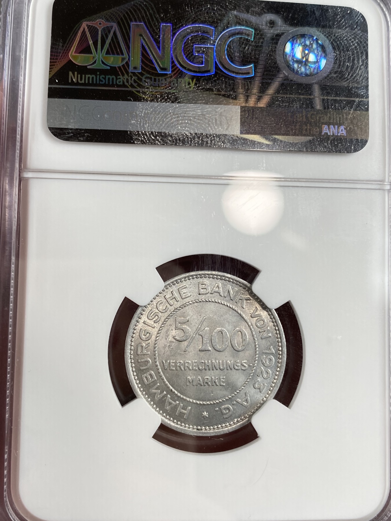 万国钱币拍卖第013期（视频直播专场） 一组三枚罕见德国紧急状态贸易结算马克、1923年NGC-MS63 10万马克1/10Million（1/10M）更高分仅2枚、1923年NGC-MS64 5万马克5/100Million（1/100M）、1923年NGC-MS62 1万马克1/100Million（1/100M）汉堡自由市紧急贸易结算货币收藏一步到位