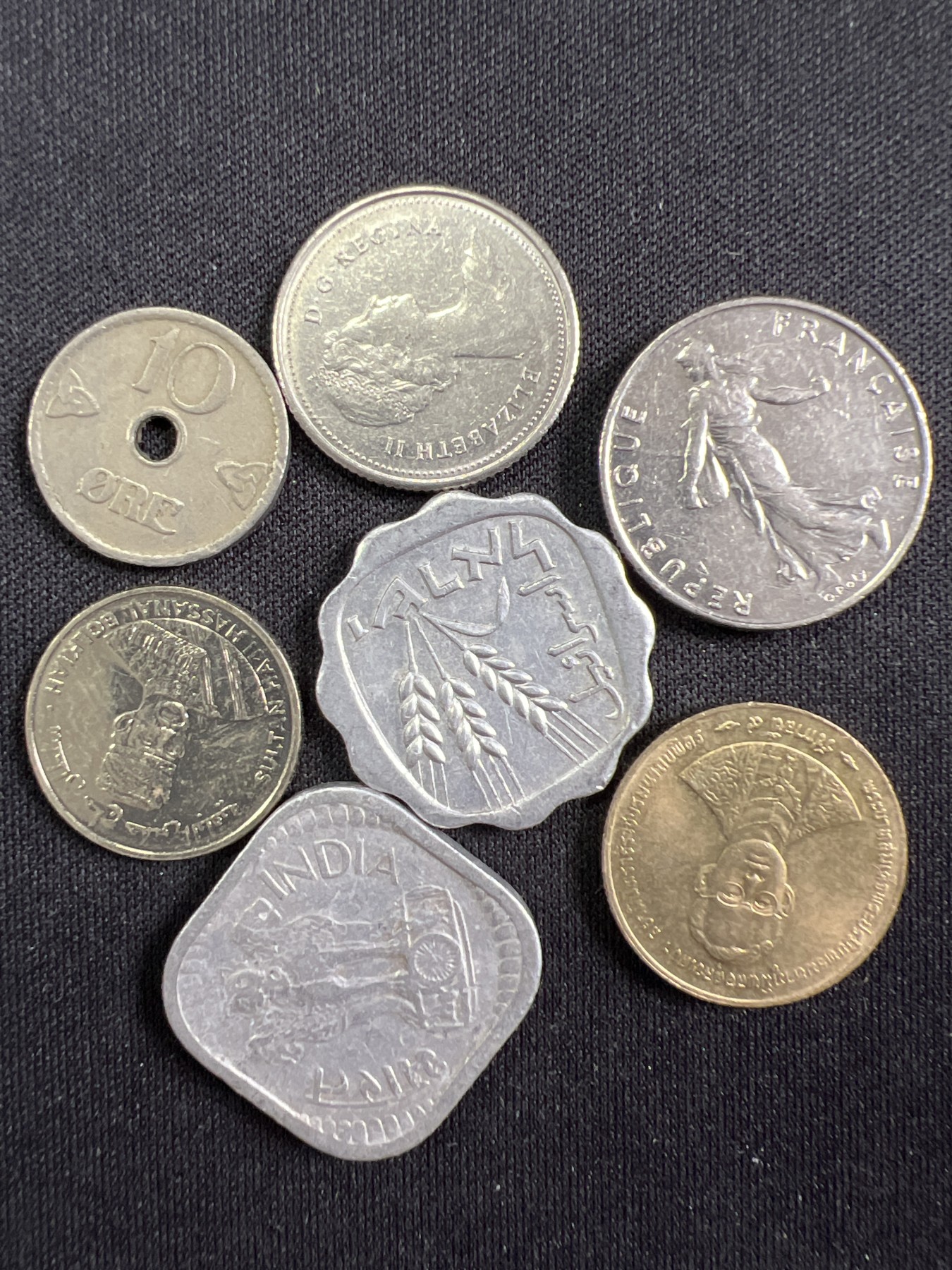 泡泡堂第367期  硬币专场 （无押金，捡漏，全场20包邮，偏远地区除外，接收代拍业务） 硬币七枚92