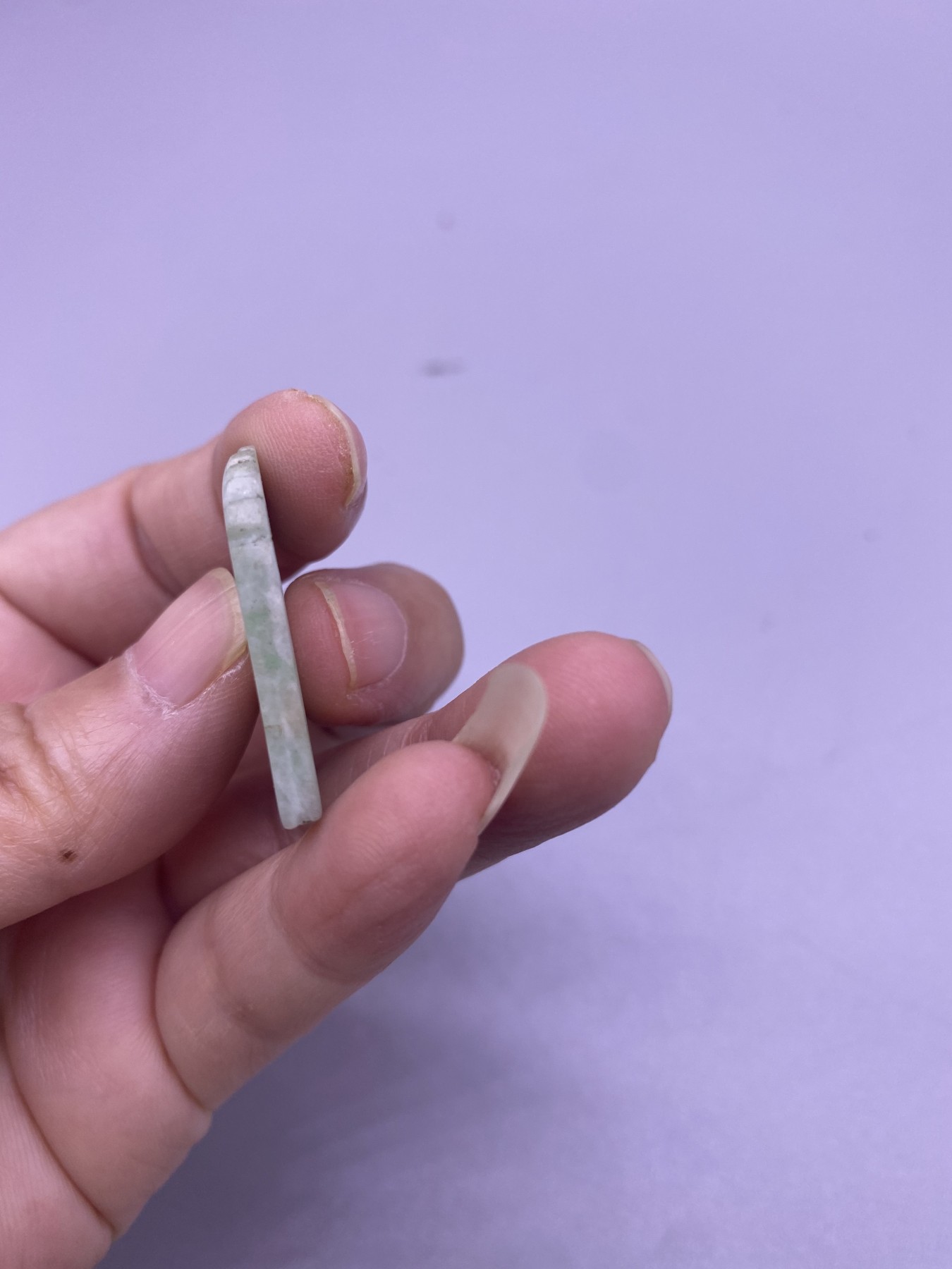老翡翠牌子，尺寸2.8*2厘米，品相如图，450包快递