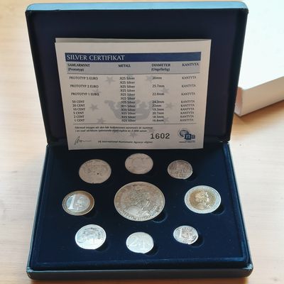 道一币馆币章第五场 - 英国2002年925银欧元样币9枚套 