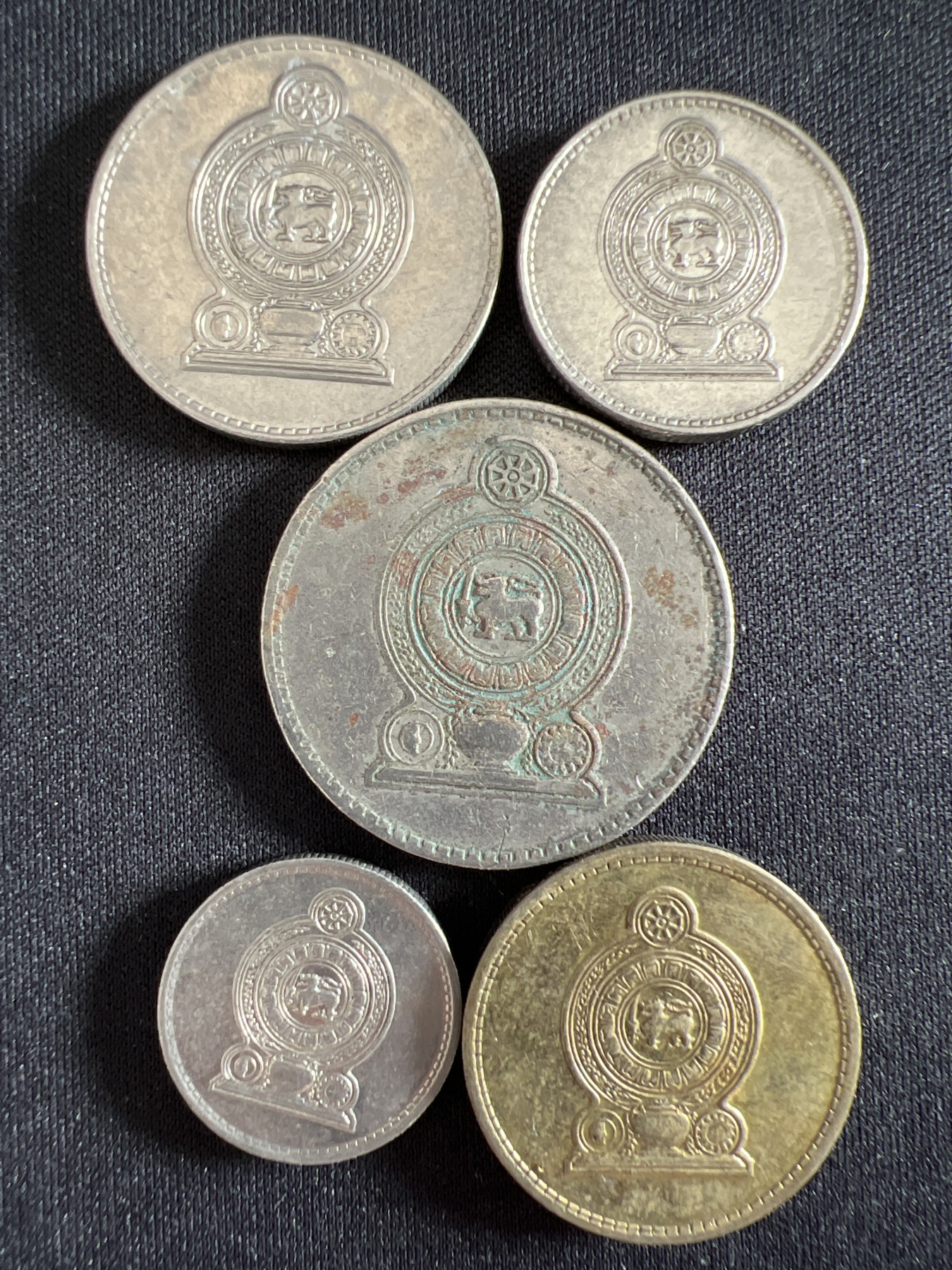 泡泡堂第368期  硬币专场 （无押金，捡漏，全场20包邮，偏远地区除外，接收代拍业务） 斯里兰卡五枚