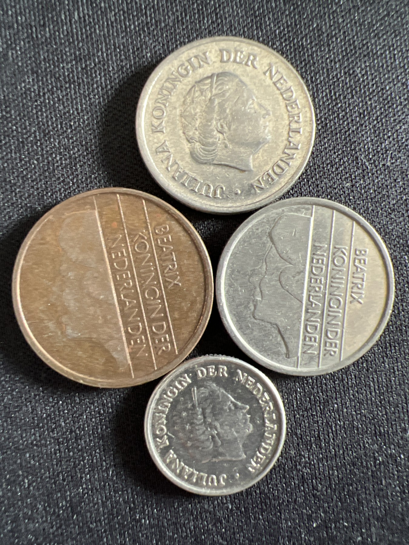 泡泡堂第368期  硬币专场 （无押金，捡漏，全场20包邮，偏远地区除外，接收代拍业务） 荷兰四枚