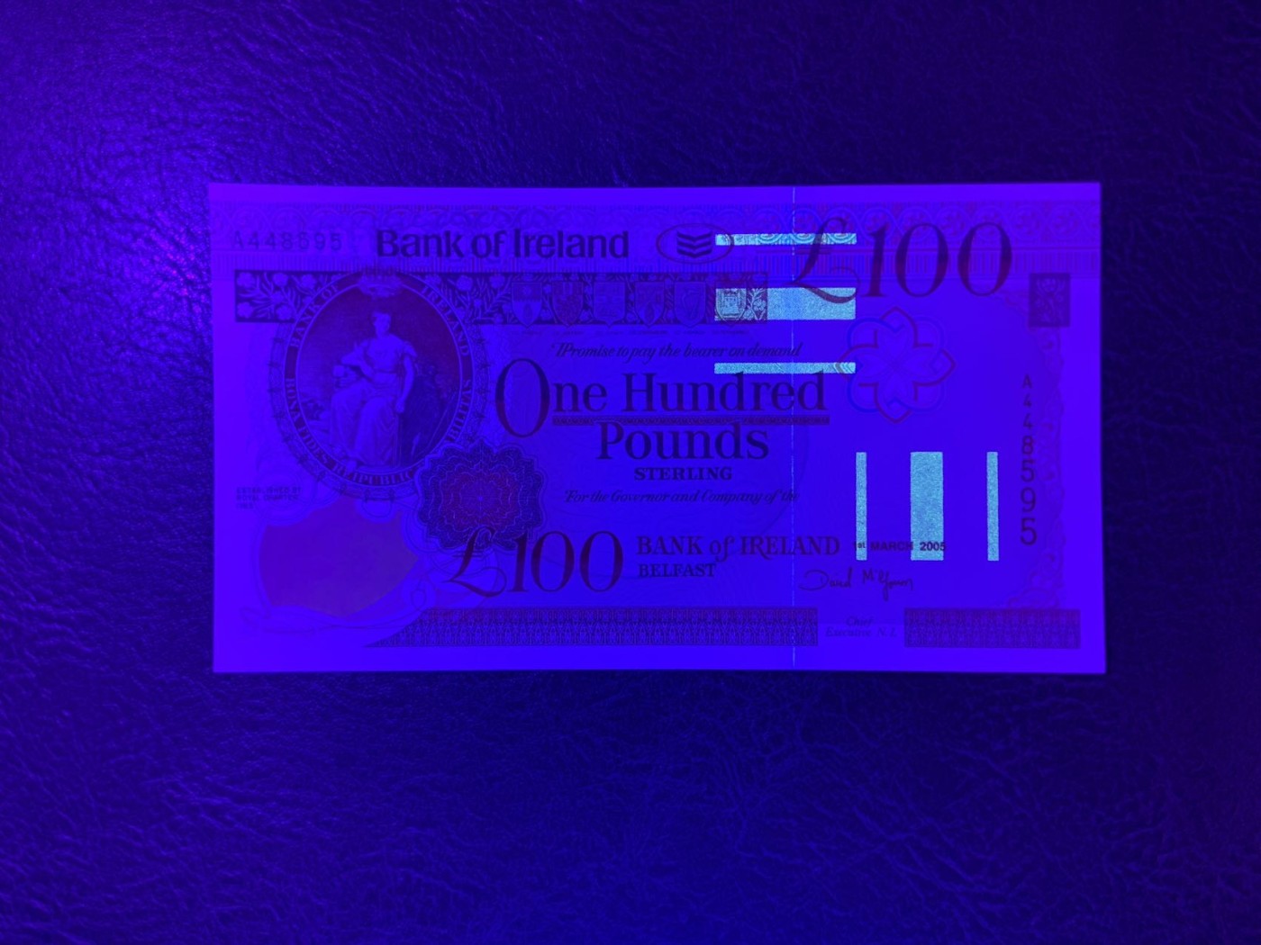 收藏联盟Quantum Auction 第277期拍卖  北爱尔兰银行2005年100镑 品相全新UNC 首发A冠 贝尔法斯特女王大学