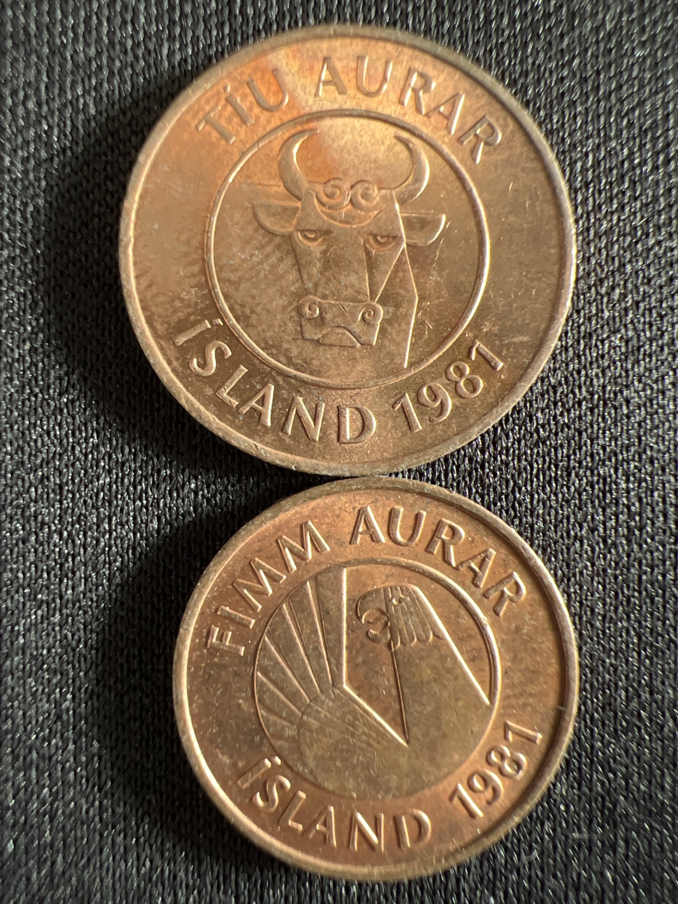 泡泡堂第368期  硬币专场 （无押金，捡漏，全场20包邮，偏远地区除外，接收代拍业务） 冰岛两枚