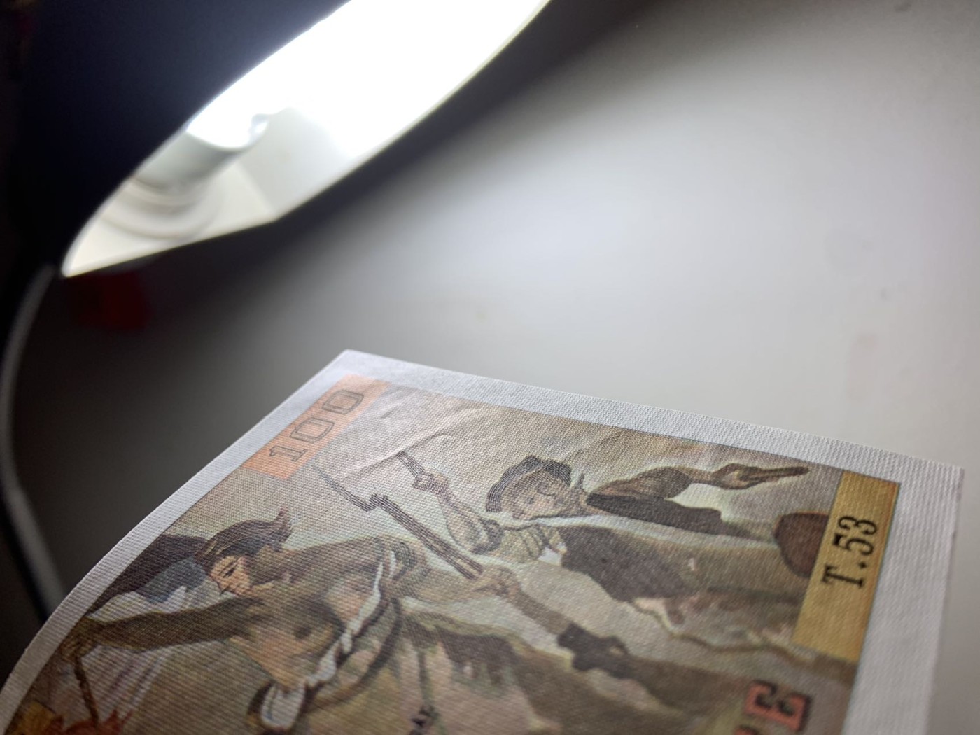 收藏联盟Quantum Auction 第277期拍卖  法国1981年100法郎 品相UNC 早期年份 票面轻微压痕 名画《自由引导人民》