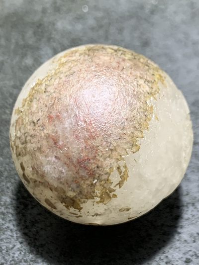 精美亚光冰飘战国红玛瑙手工雕刻招财进宝大圆珠一颗！寓意：招财进宝 精美亚光冰飘战国红玛瑙手工雕刻招财进宝大圆珠一颗！寓意：招财进宝