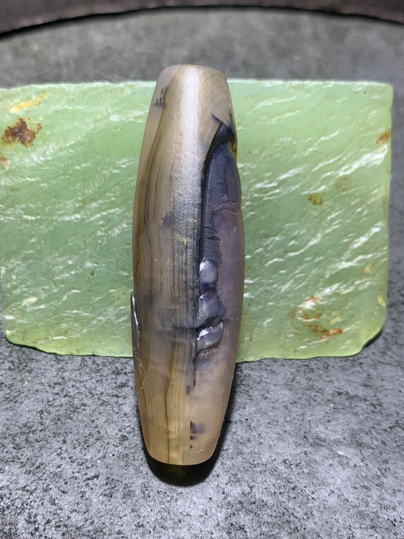 精美高玉化龟裂纹海洋玉髓手工雕刻一念之间大桶珠一个！