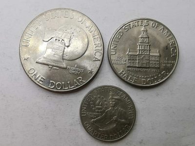 美国1976年200周年纪念25分40分1元3个一套 - 美国1976年200周年纪念25分40分1元3个一套