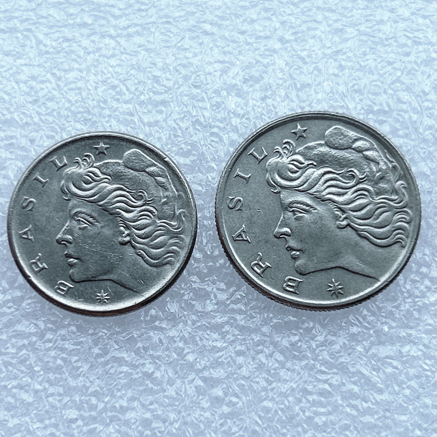 全场一元起拍 世界钱币散币场 第12期 巴西1970年10、20分女神版