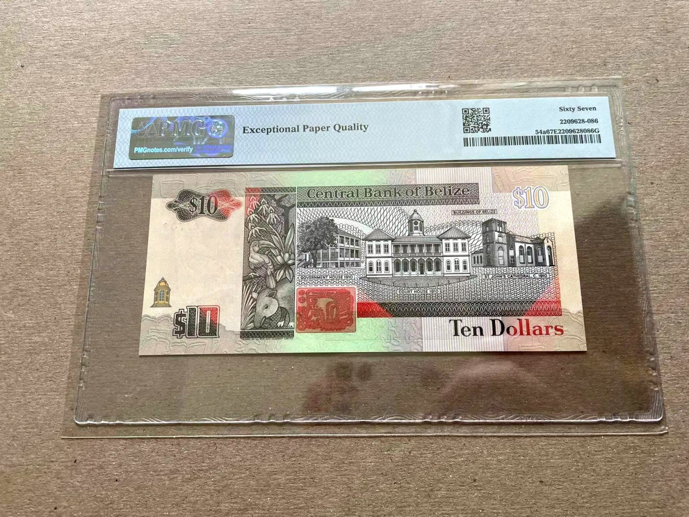 【Blue Auction】✨世界纸币精拍第352期——莫总专场XXVI 【初版AA冠】伯利兹 1990年10元 PMG67EPQ 女王 高分