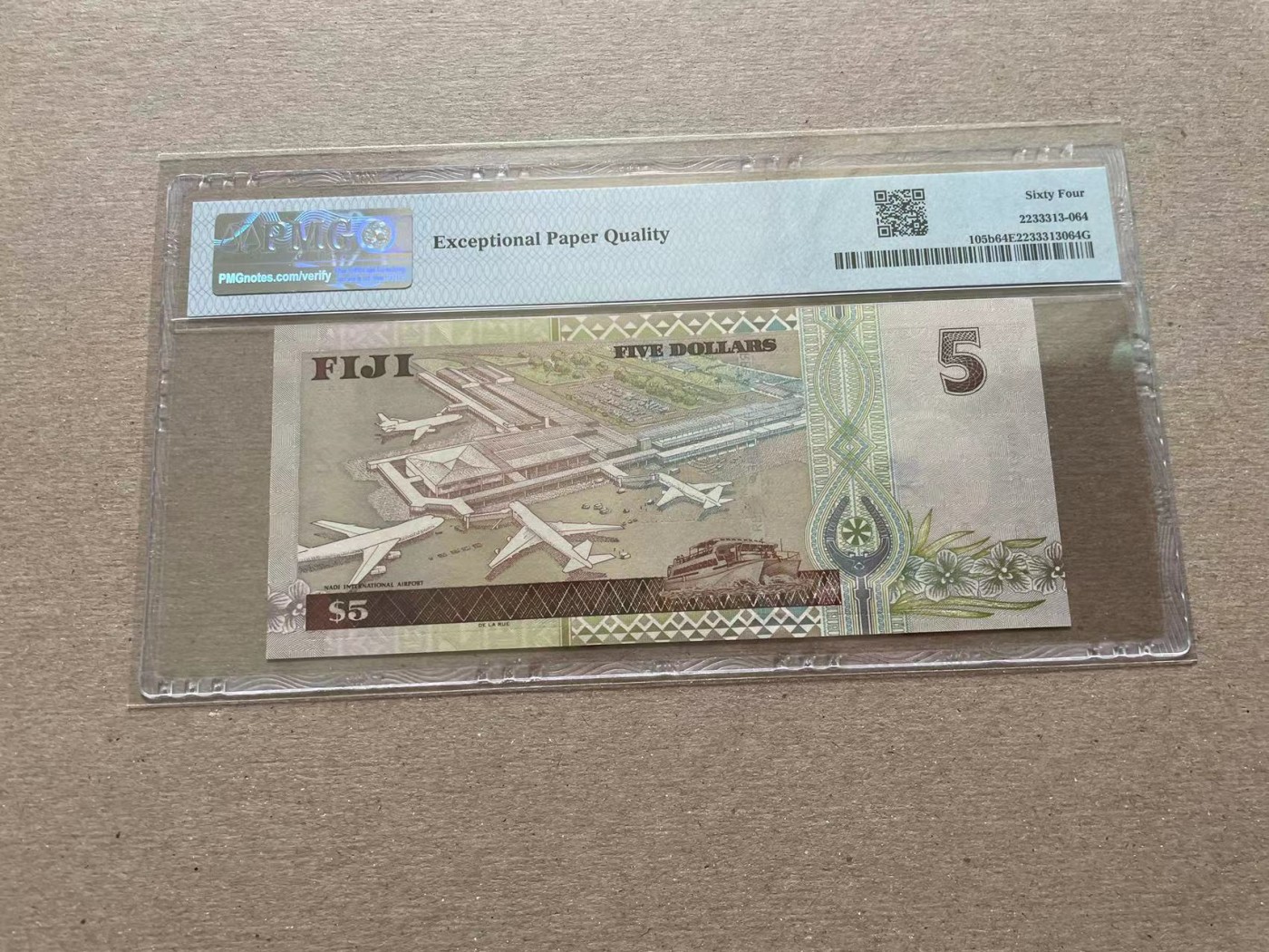 【Blue Auction】✨世界纸币精拍第352期——莫总专场XXVI 斐济 2002年5元 PMG64EPQ 女王