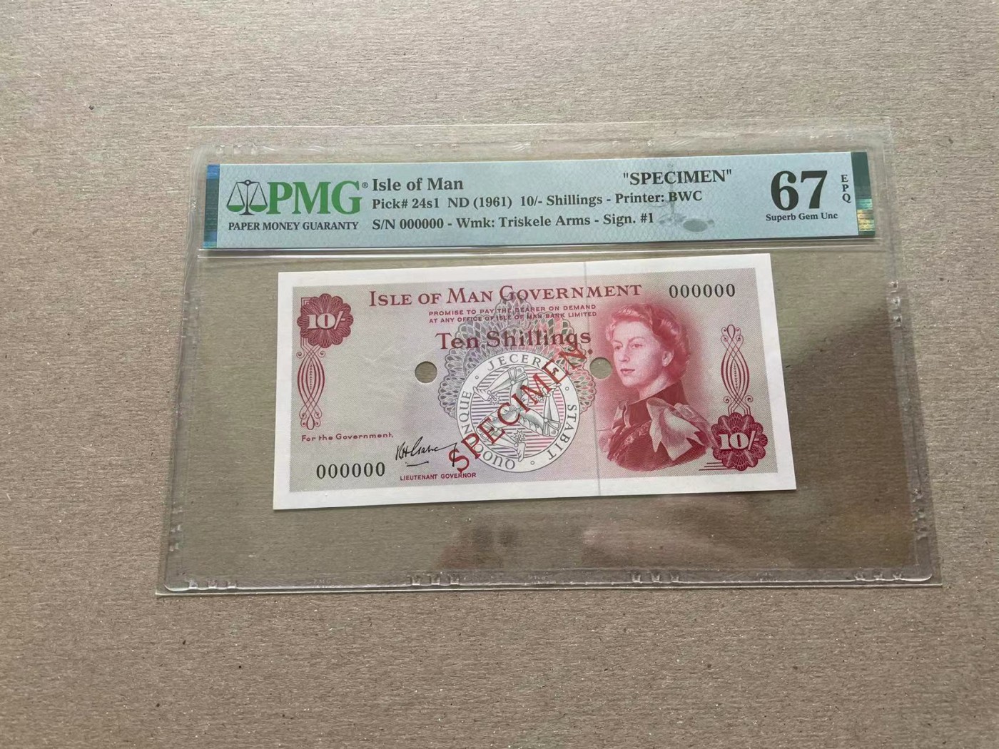 【Blue Auction】✨世界纸币精拍第352期——莫总专场XXVI 【冠军分 仅发行150张】马恩岛 1961年10先令 戎装女王 样钞少见 PMG67EPQ 高分