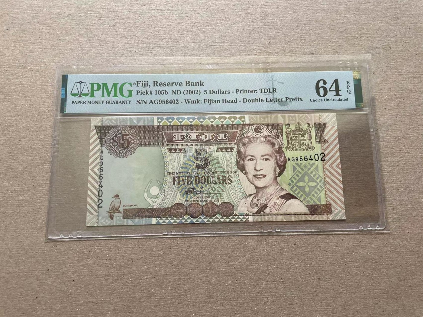 【Blue Auction】✨世界纸币精拍第352期——莫总专场XXVI 斐济 2002年5元 PMG64EPQ 女王