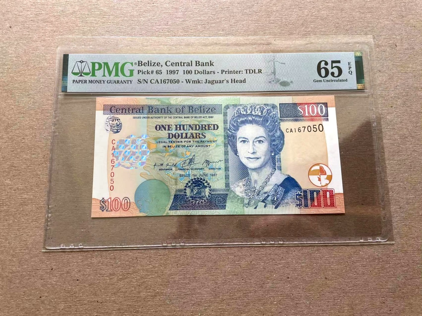 【Blue Auction】✨世界纸币精拍第352期——莫总专场XXVI 【早期年份 p65】伯利兹 1997年100元 PMG65EPQ 女王 背面是当地珍禽