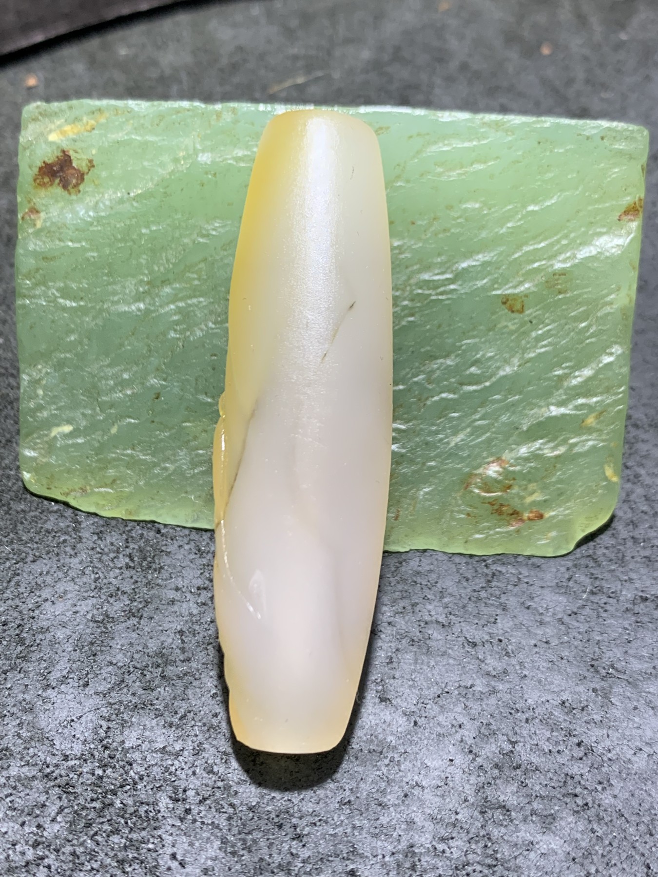 精美高玉化亚光海洋玉髓手工俏色巧雕登峰造极意境大桶珠一个！
