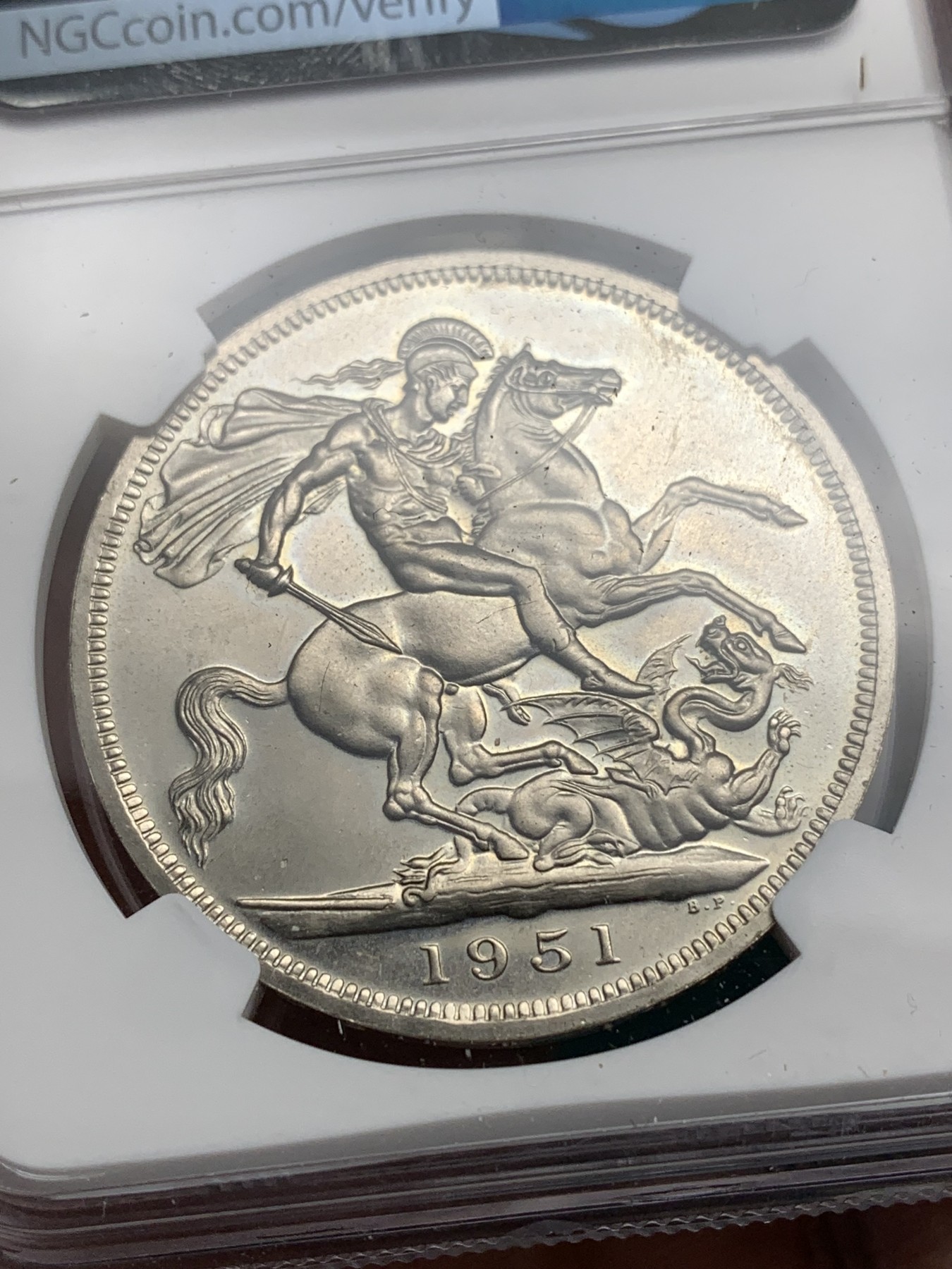 《竞宝斋》第185场-周日，周一 2场 (全场包邮) NGC-PL64 英国 1951年 1克朗 乔治六世 最后的马剑 镜面底板 品相好 非常靓
