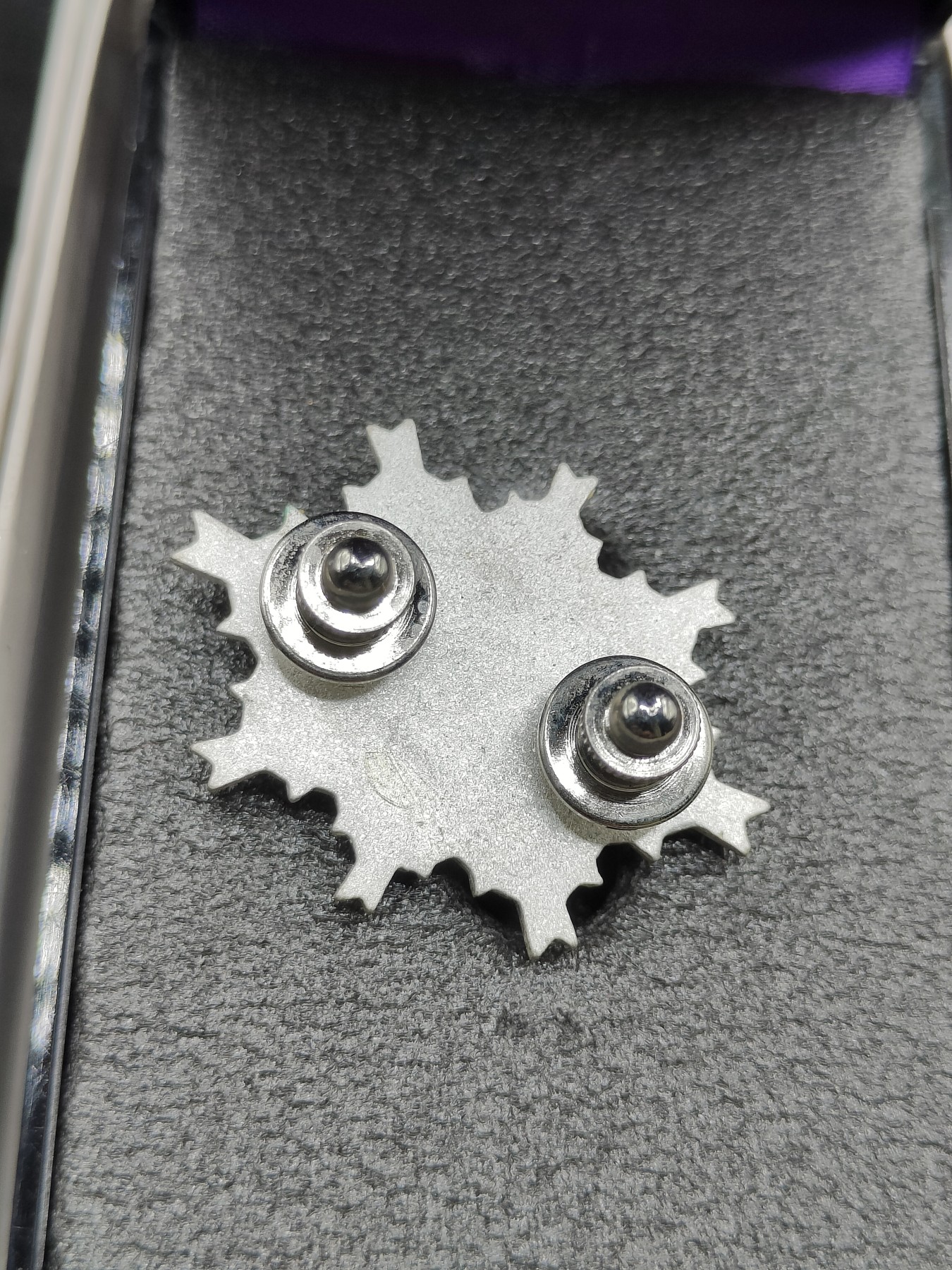 全场0元起拍 第78期 咸鱼国勋章拍卖专场 8月2日（周三）下午6：00开始 日本自卫队勋章防卫功劳章带盒