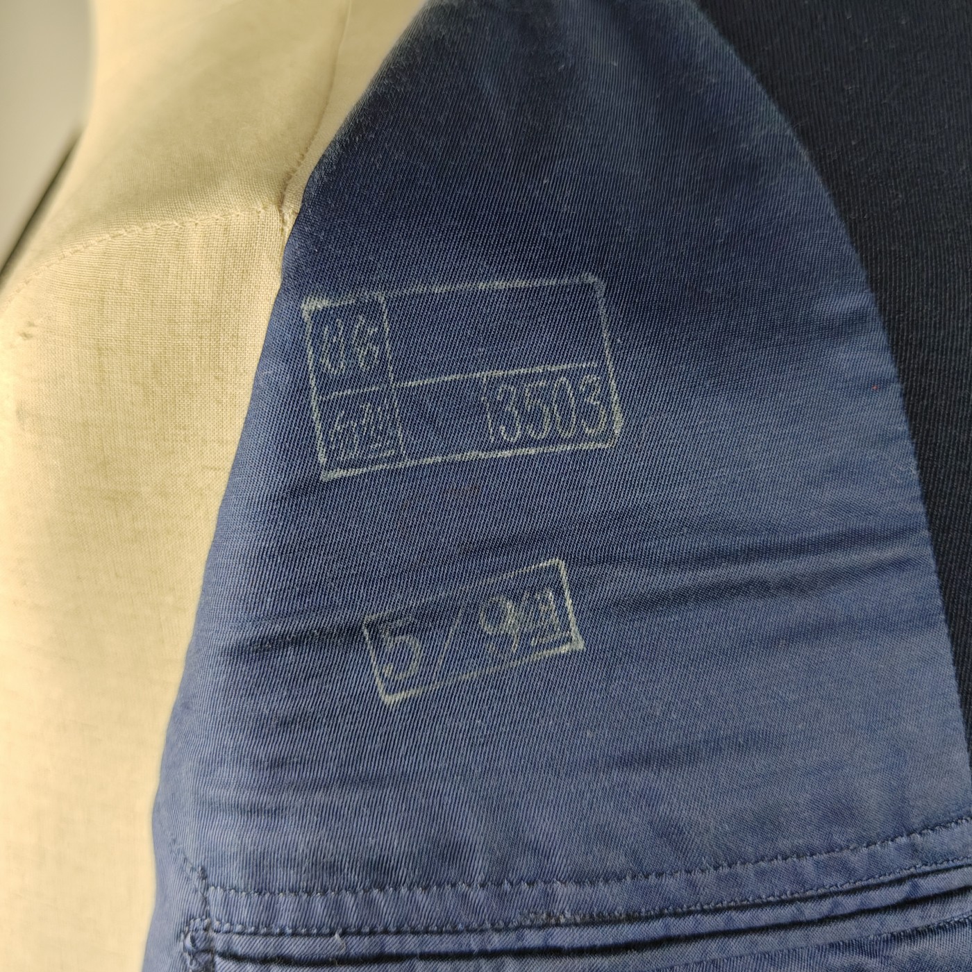 全场0元起拍 第78期 咸鱼国勋章拍卖专场 8月2日（周三）下午6：00开始 海军马裤呢92仪仗队礼服 胸围106 肩宽48 衣长78袖长65 腰围79 裤长107