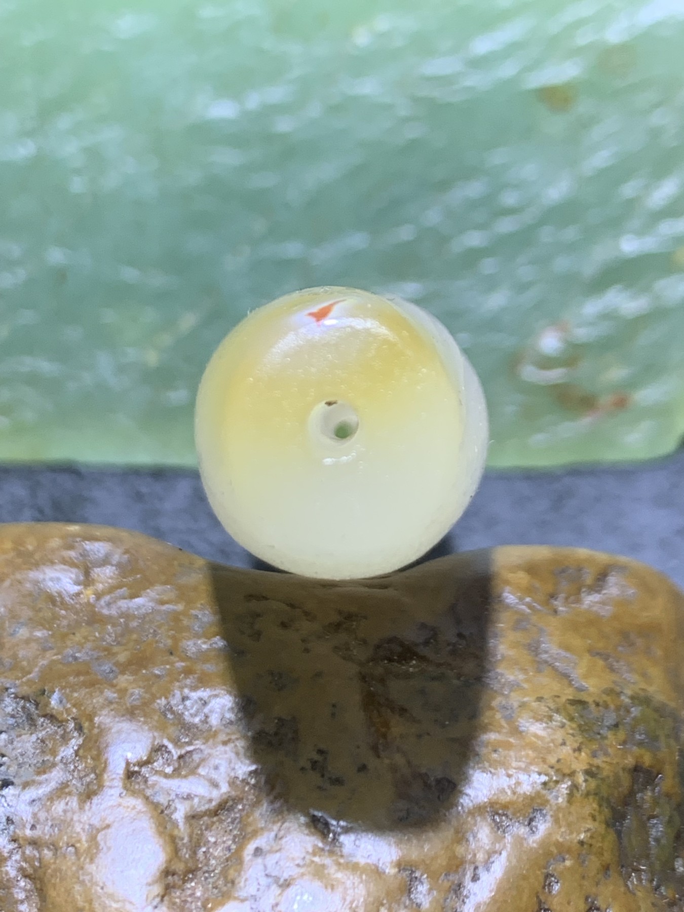 精美高玉化亚光海洋玉髓手工俏色巧雕登峰造极意境大桶珠一个！
