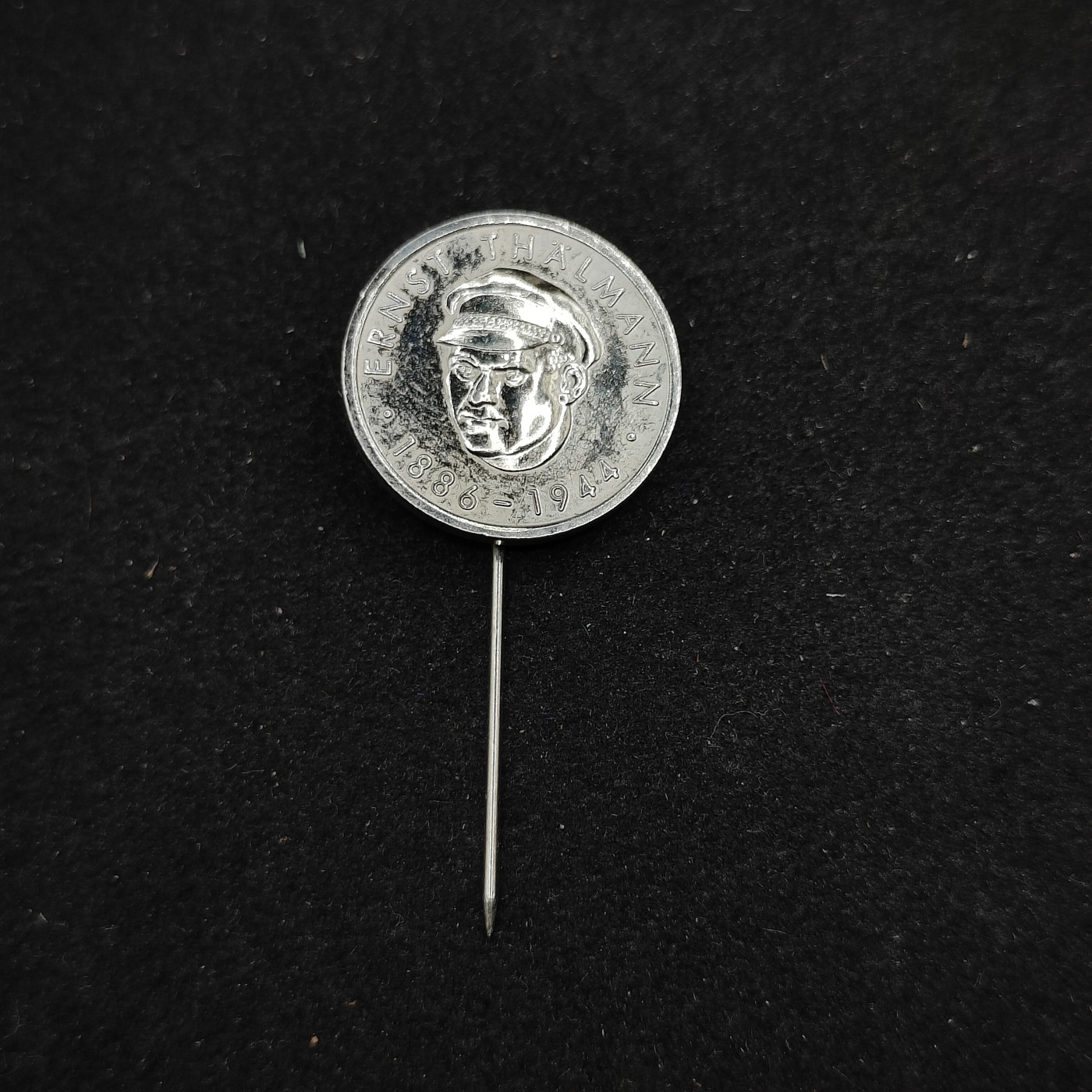 全场0元起拍 第78期 咸鱼国勋章拍卖专场 8月2日（周三）下午6：00开始 东德恩斯特台尔曼纪念章