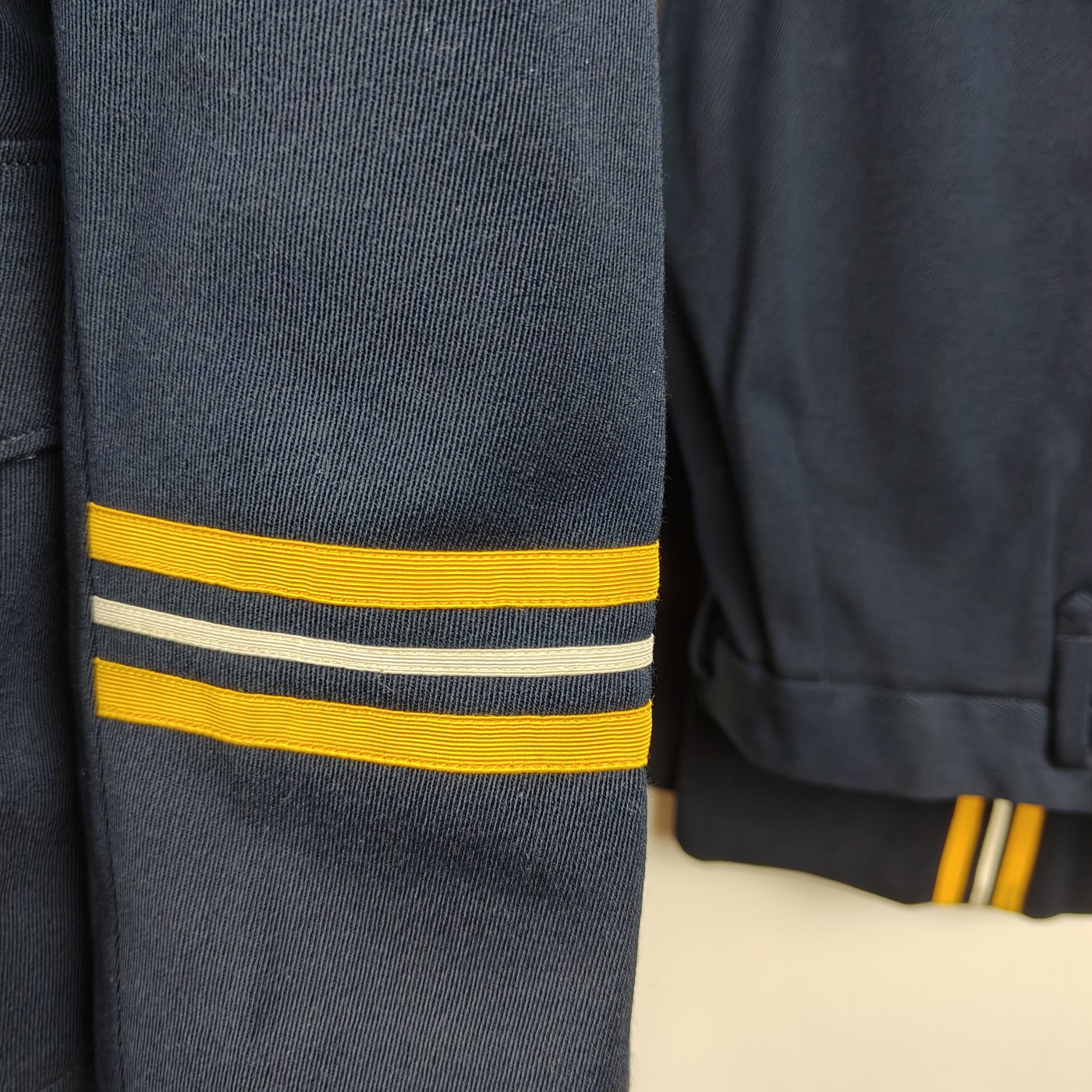 全场0元起拍 第78期 咸鱼国勋章拍卖专场 8月2日（周三）下午6：00开始 海军马裤呢92仪仗队礼服 胸围106 肩宽48 衣长78袖长65 腰围79 裤长107