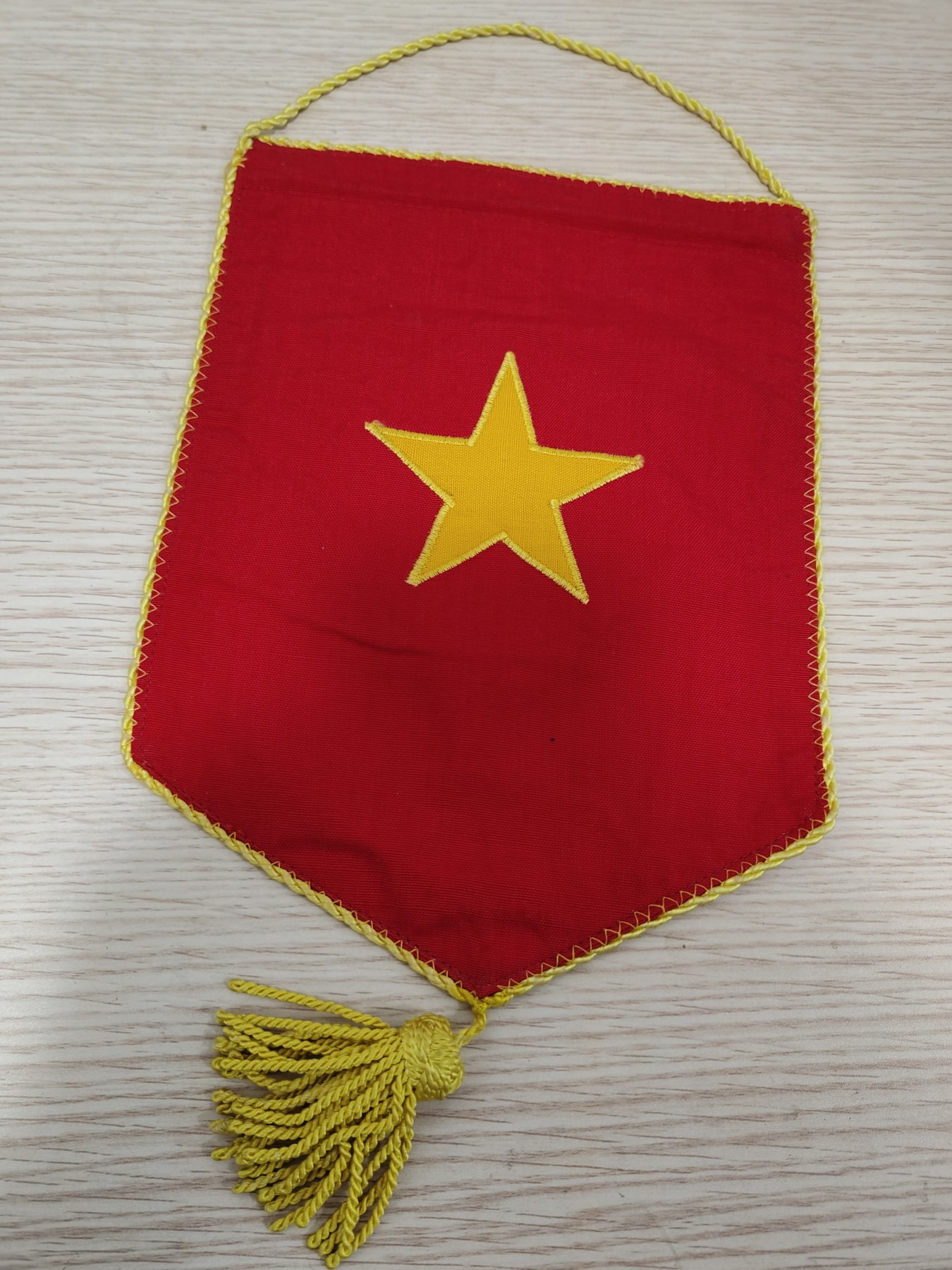 全场0元起拍 第78期 咸鱼国勋章拍卖专场 8月2日（周三）下午6：00开始 越南国旗 桌面刺绣挂旗