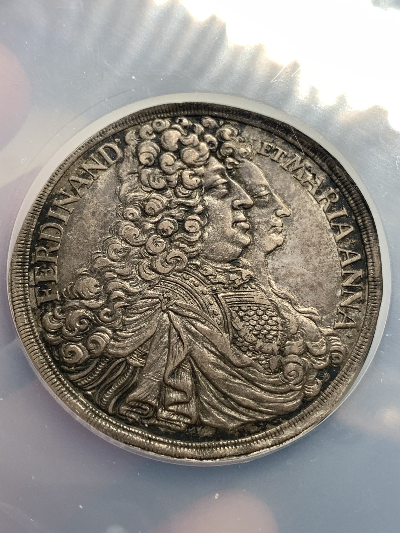 《竞宝斋》第186场-周日，周一 2场 (全场包邮) NGC AU55 德国 1696年 施瓦岑贝格公国 费迪南与 玛丽亚·安娜像 泰勒大银币 原味状态 大盒封装 最新裸币成交750欧元