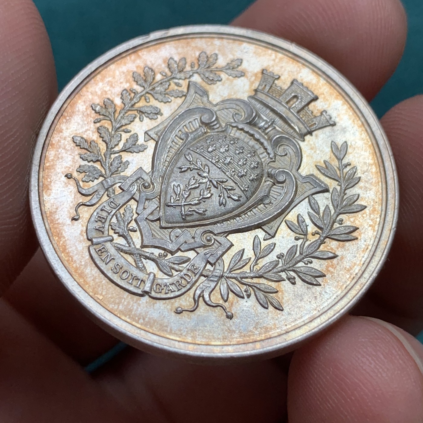 《竞宝斋》第186场-周日，周一 2场 (全场包邮) 1879年法国雷莫茨保险银章代用币 品相一流 18.3克 33.7mm 银标