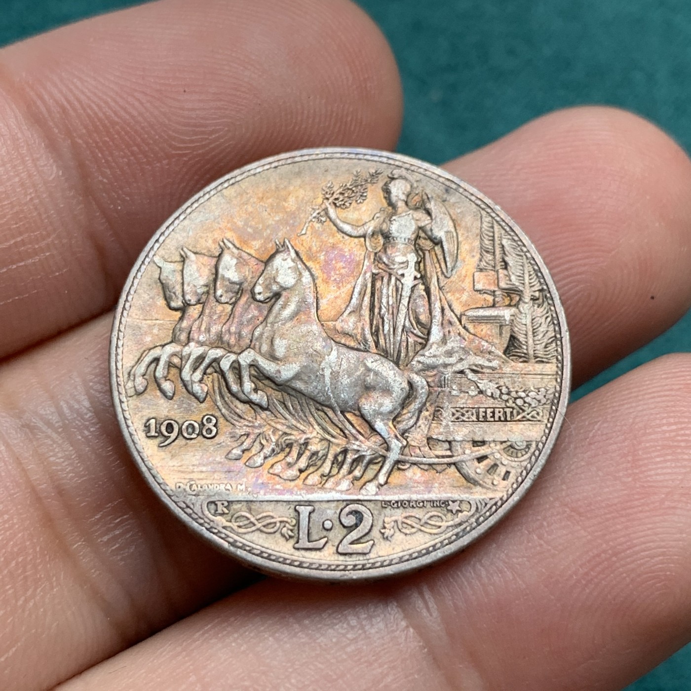 《竞宝斋》第186场-周日，周一 2场 (全场包邮) 少见 意大利 1908年 圈版2里拉 马车银币 带包浆