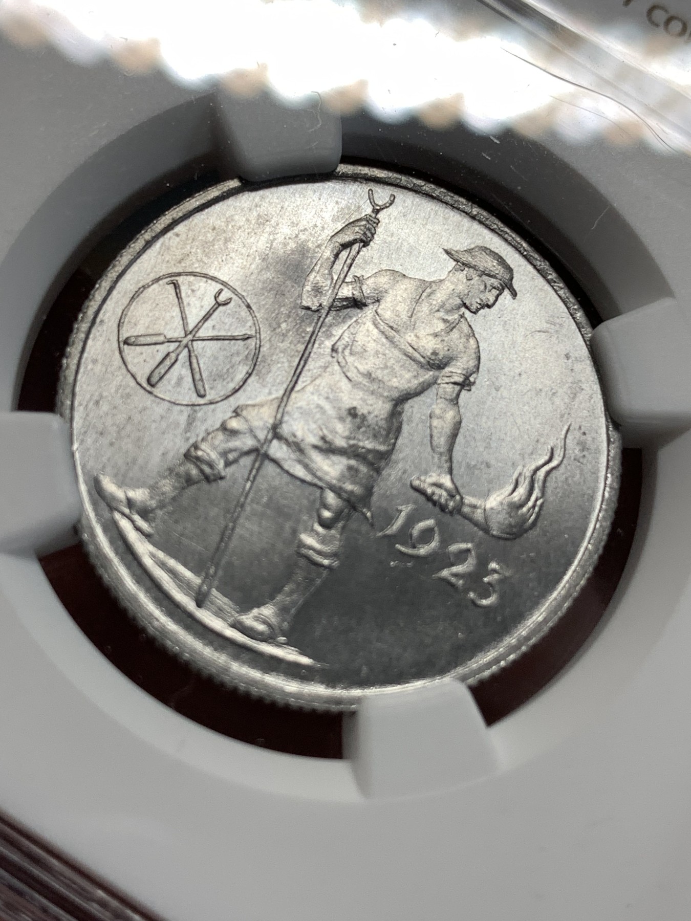 《竞宝斋》第186场-周日，周一 2场 (全场包邮) NGC MS65 德国 1923 弗莱堡 1百万马克 高分少见品种