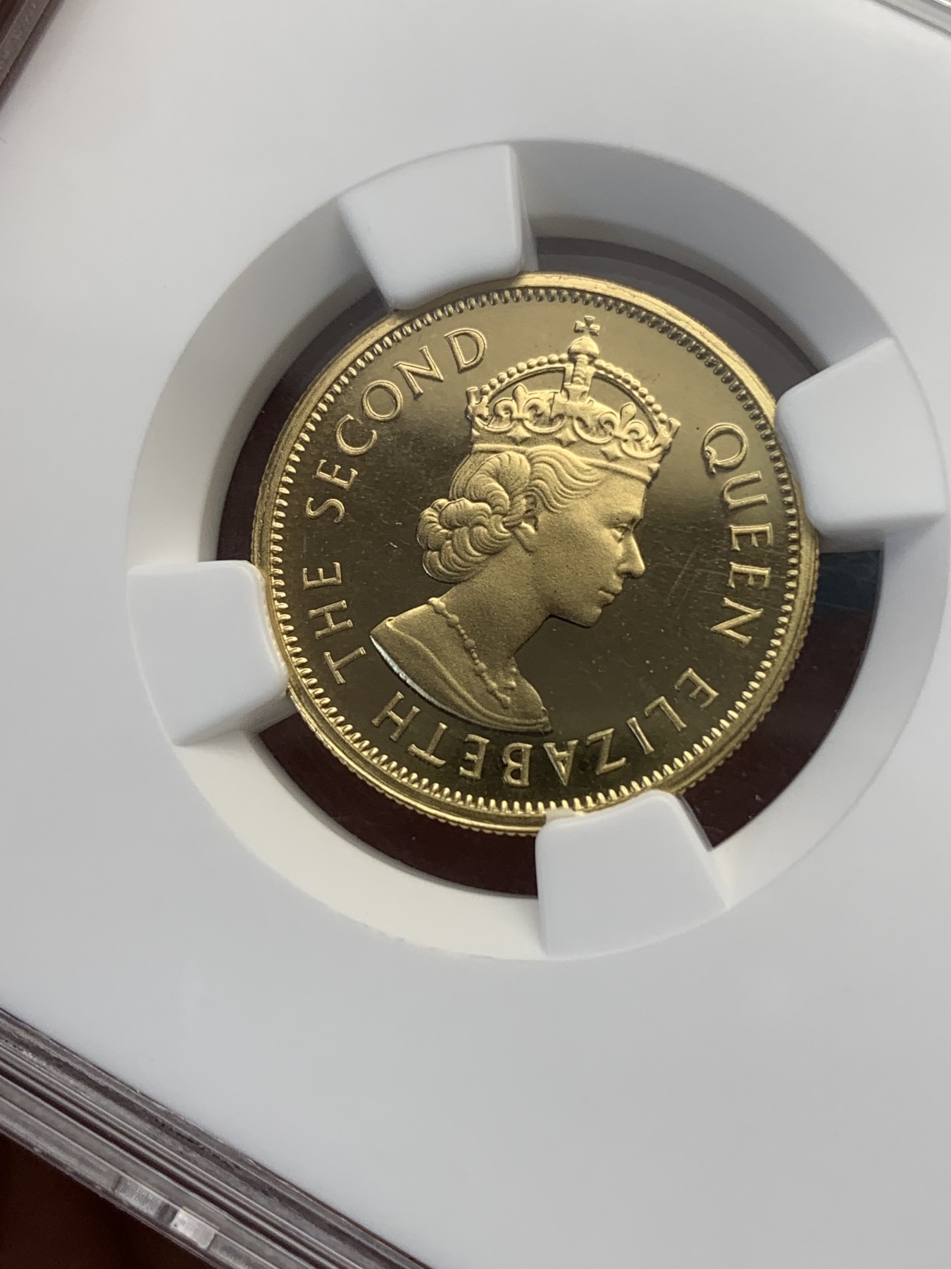 《竞宝斋》第186场-周日，周一 2场 (全场包邮) NGC-PF68UC英属东加勒比-精制女王-5 cent