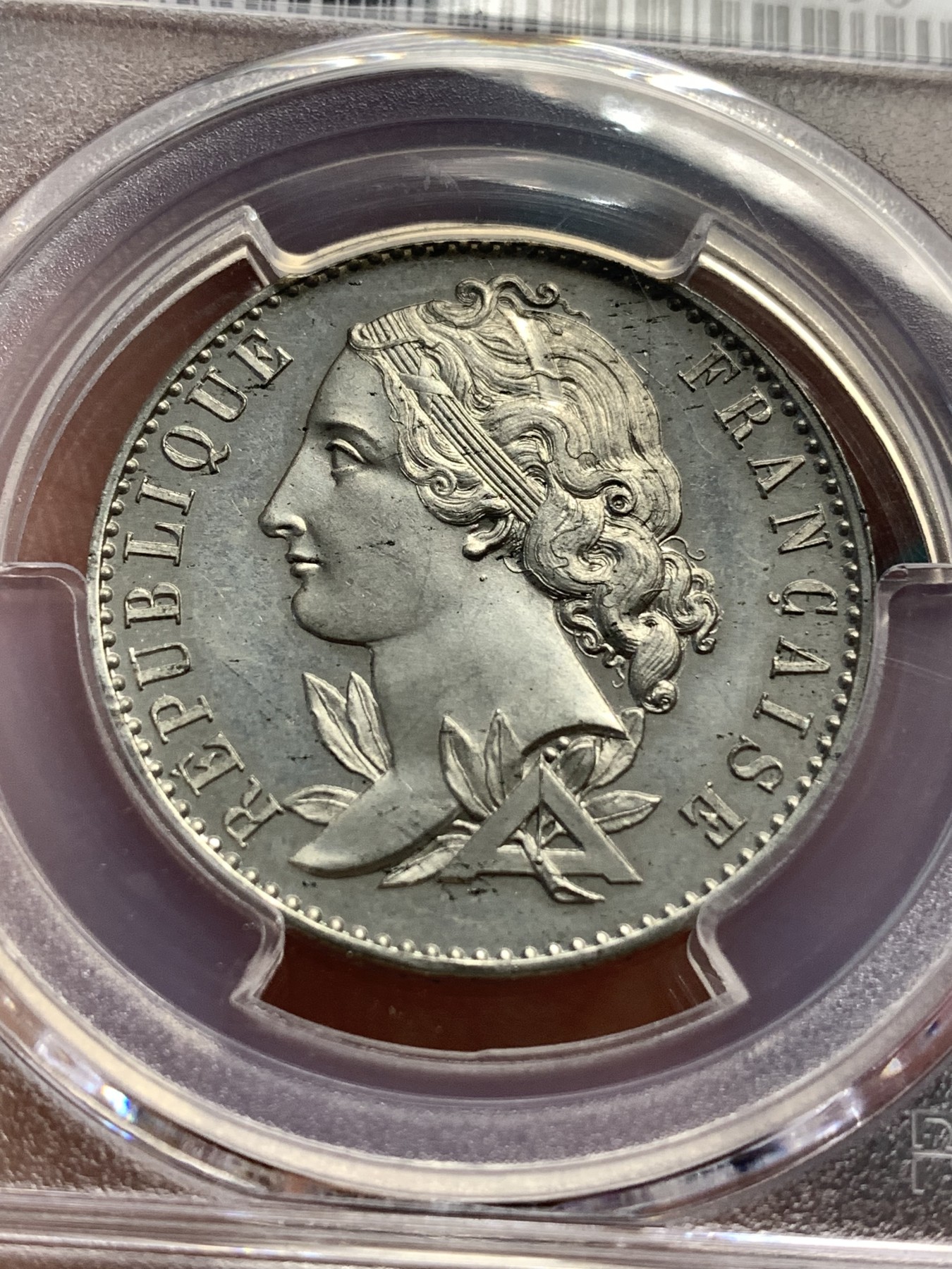 《竞宝斋》第186场-周日，周一 2场 (全场包邮) 亚军分PCGS SP64 1848年法国10分样币，Essai，顶级品。飘柔秀发，肥美小脸，pl感十足 外拍法国样币上涨厉害